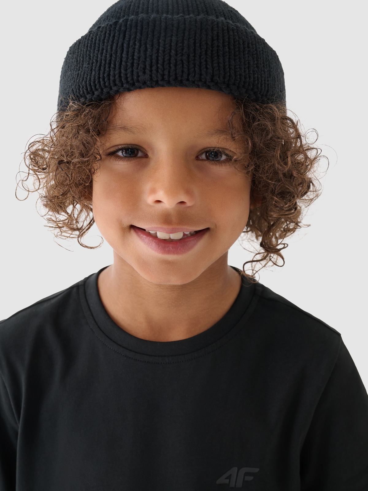 Однотонна футболка для хлопчиків - чорний