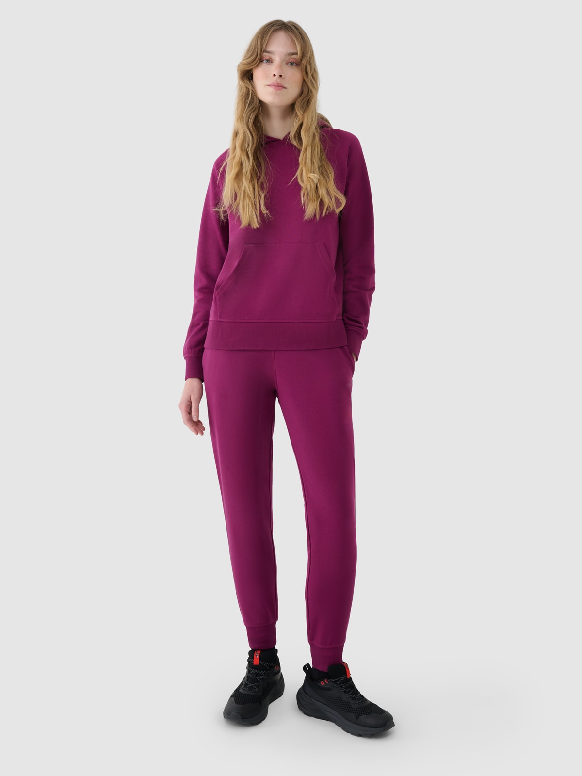 Жіночі спортивні штани джогери - фіолетовий