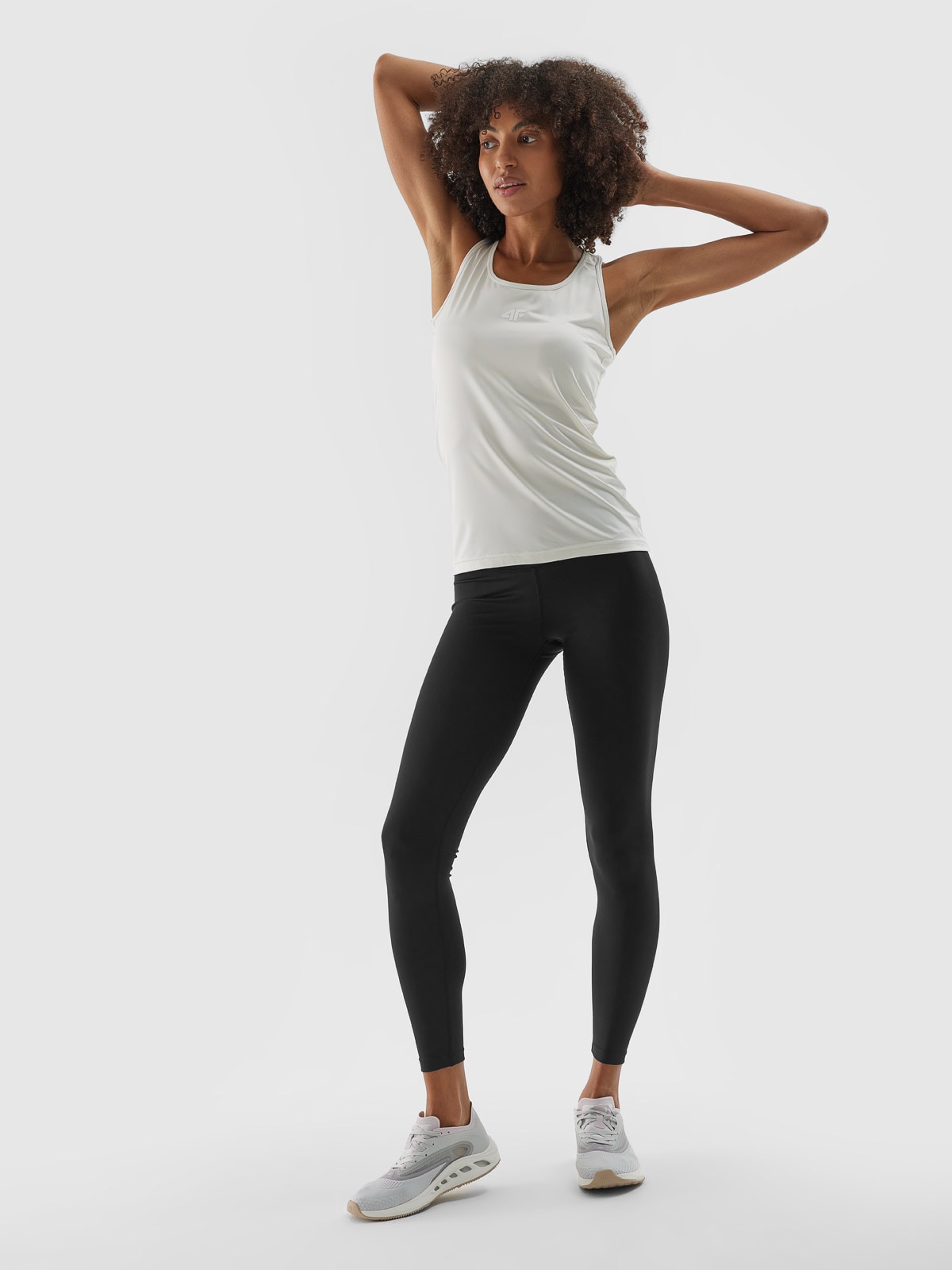 Жіночі легінси для тренувань з середньою посадкою - чорний