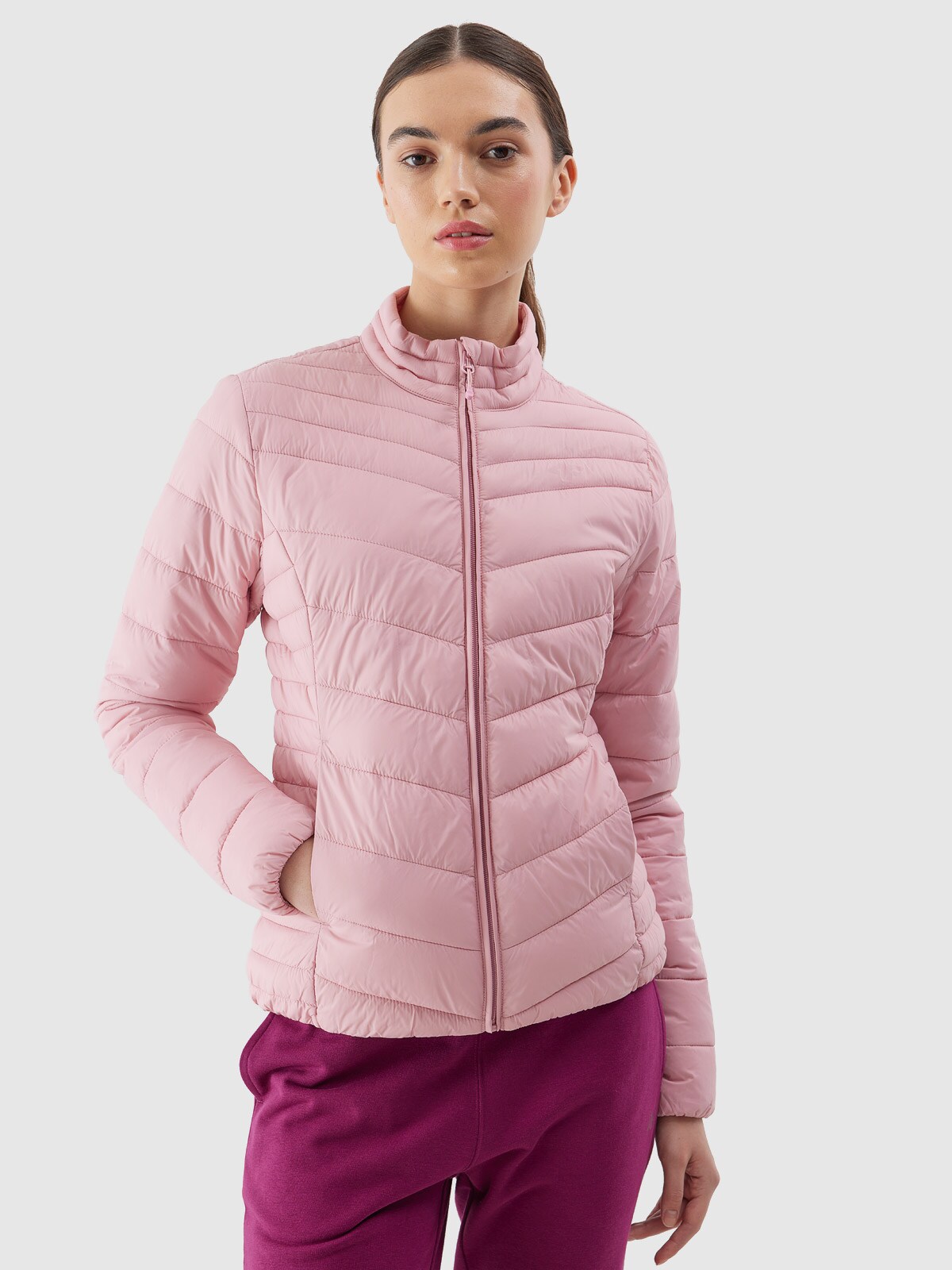 Жіноча пухова куртка з наповнювачем з переробленого матеріалу - рожевий