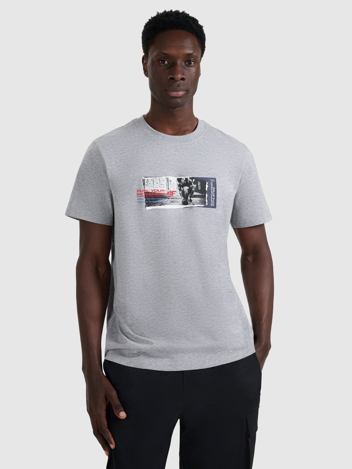 Чоловічий regular футболка з принтом - сіра