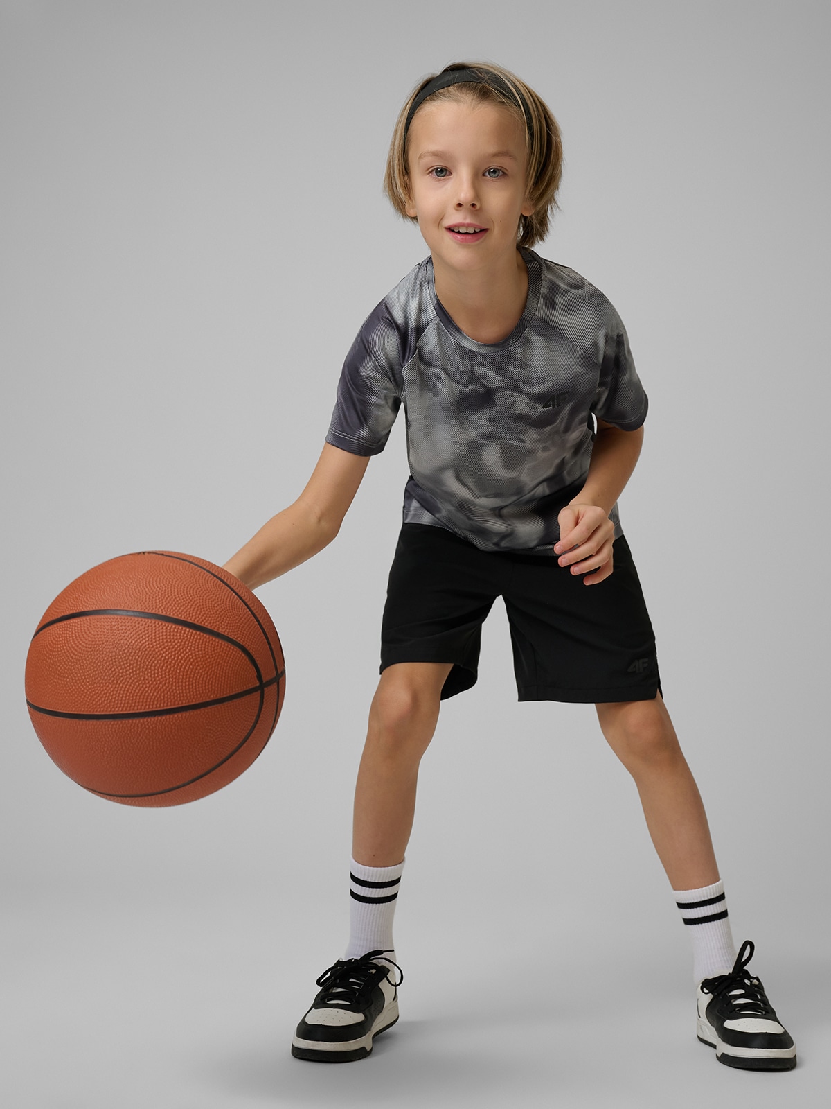 Швидковисихаючі спортивні шорти для хлопчиків - чорні