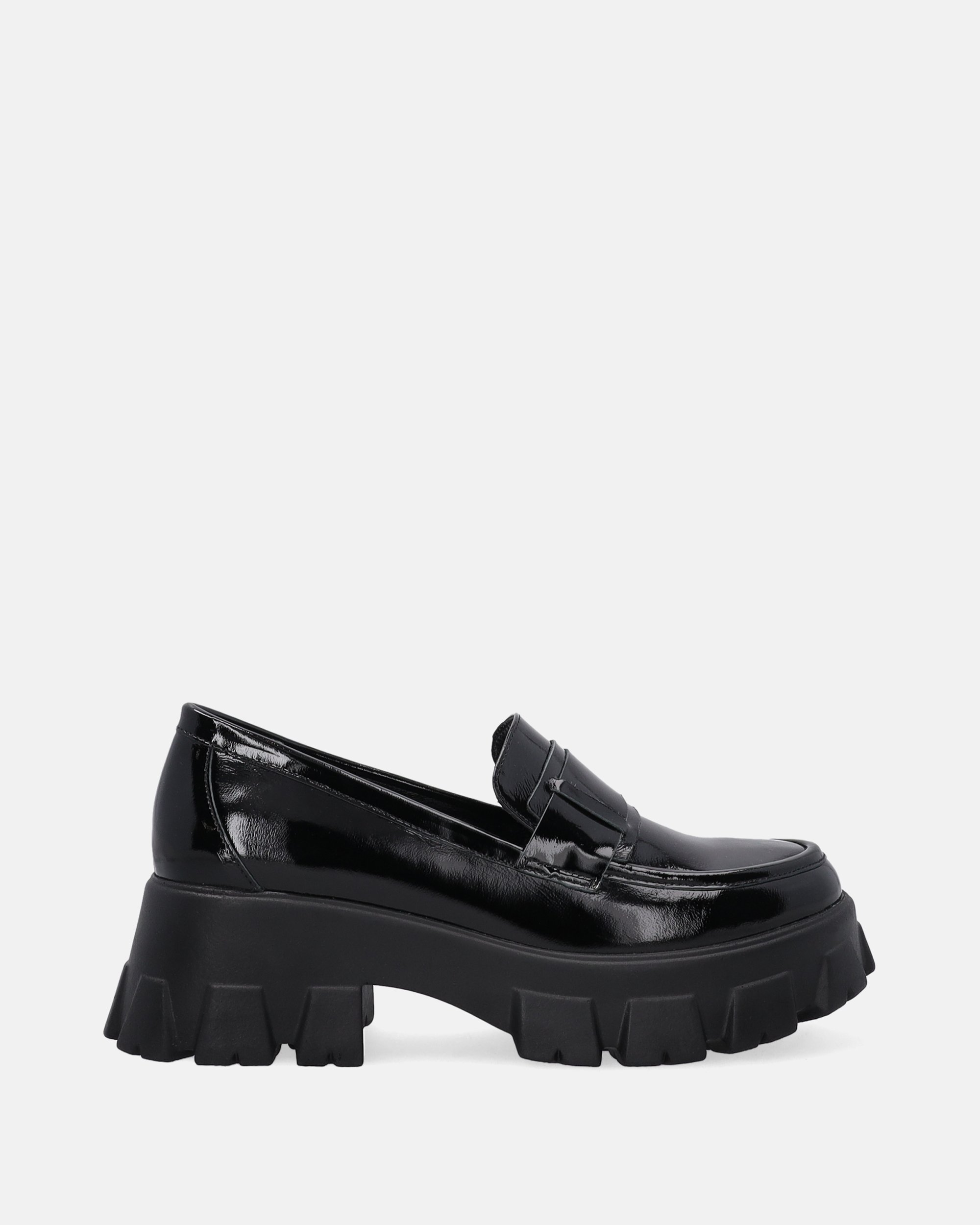 CZARNE MOKASYNY NA PLATFORMIE 13265 PAT BLACK