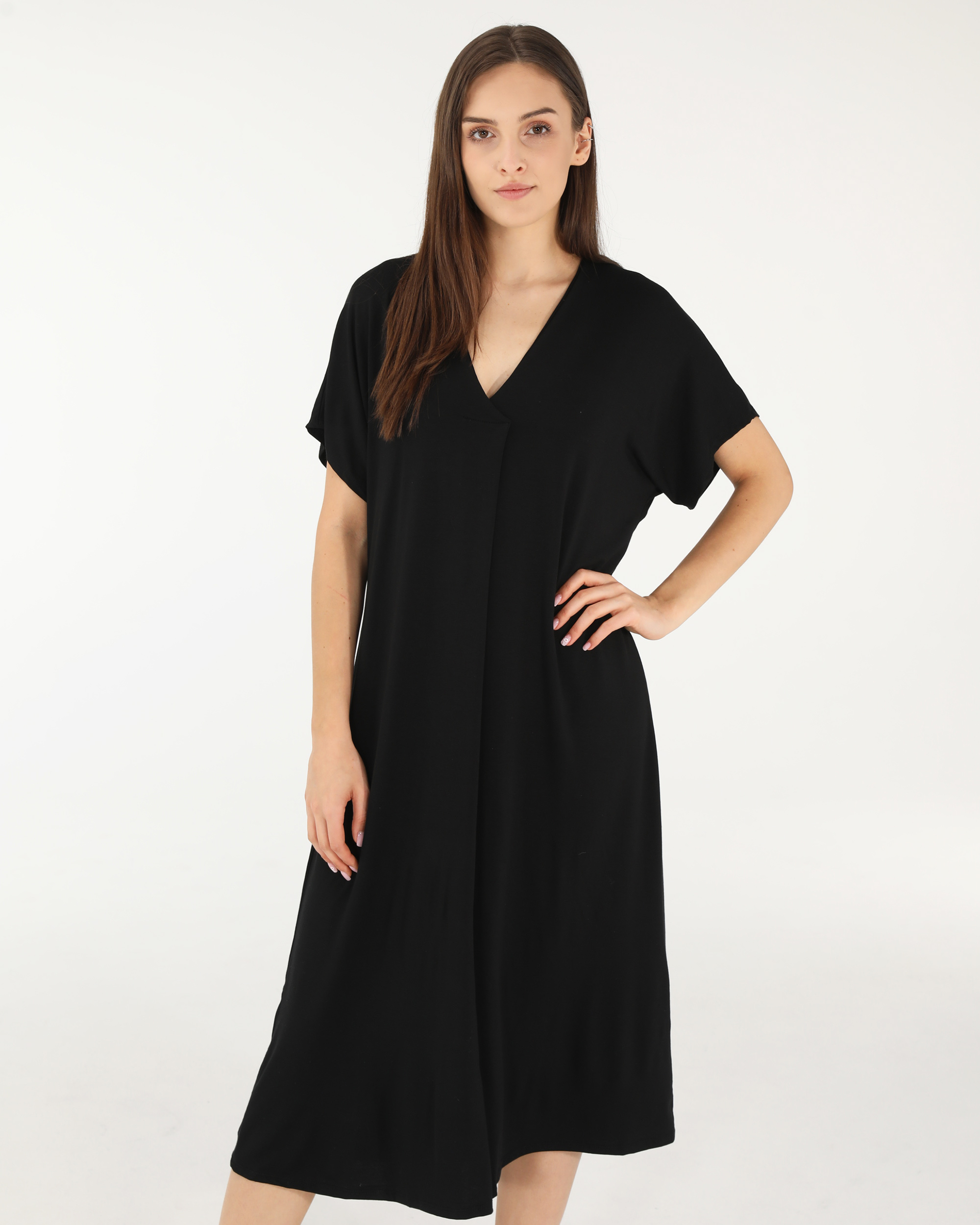 GŁADKA SUKIENKA Z WISKOZY 194-216413 NERO