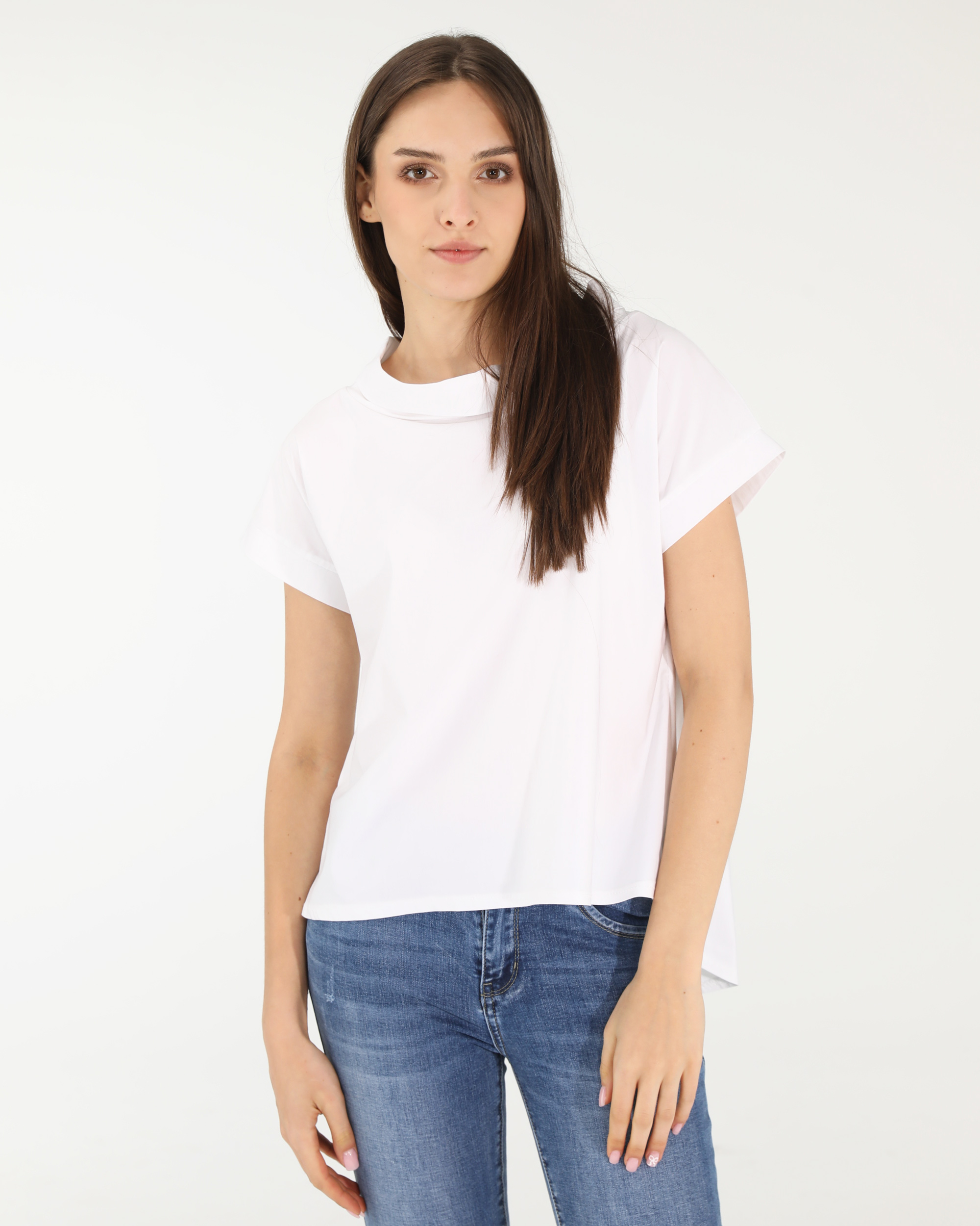 BLUZKA Z WYWIJANYM KOŁNIERZEM 240-2779 BIANCO