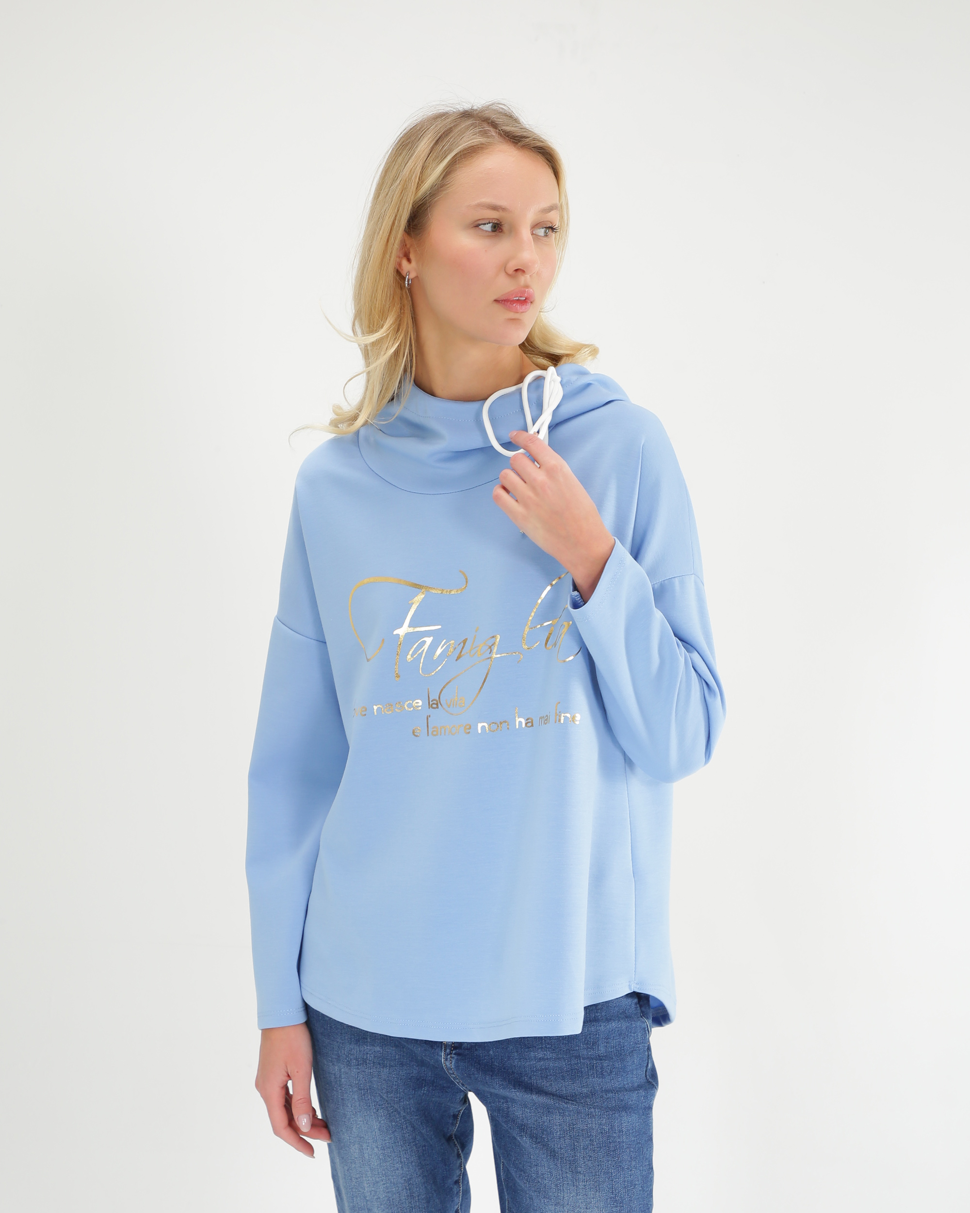 Bluza ze złotymi napisami