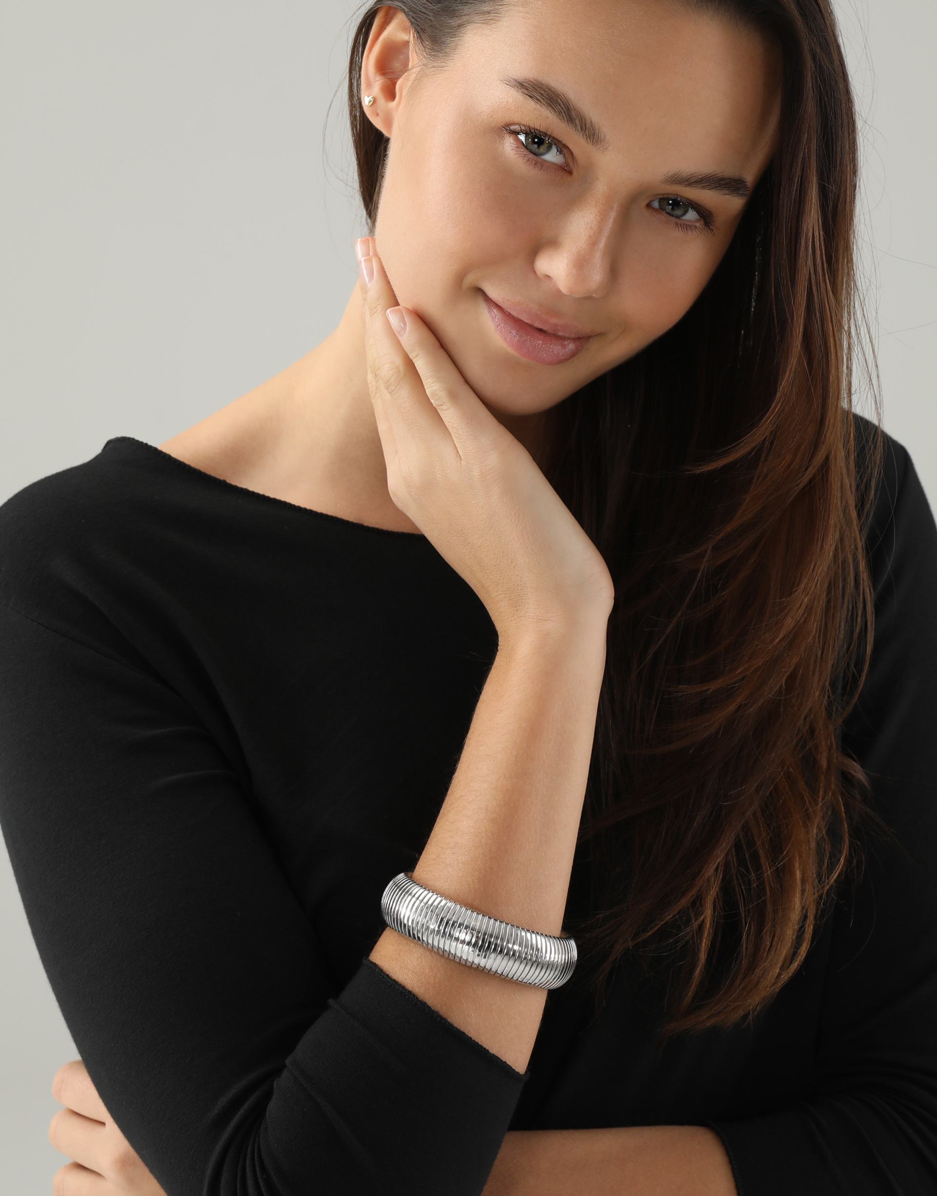 ELEGANCKA BRANSOLETKA W SREBRNYM KOLORZE BPU679PL