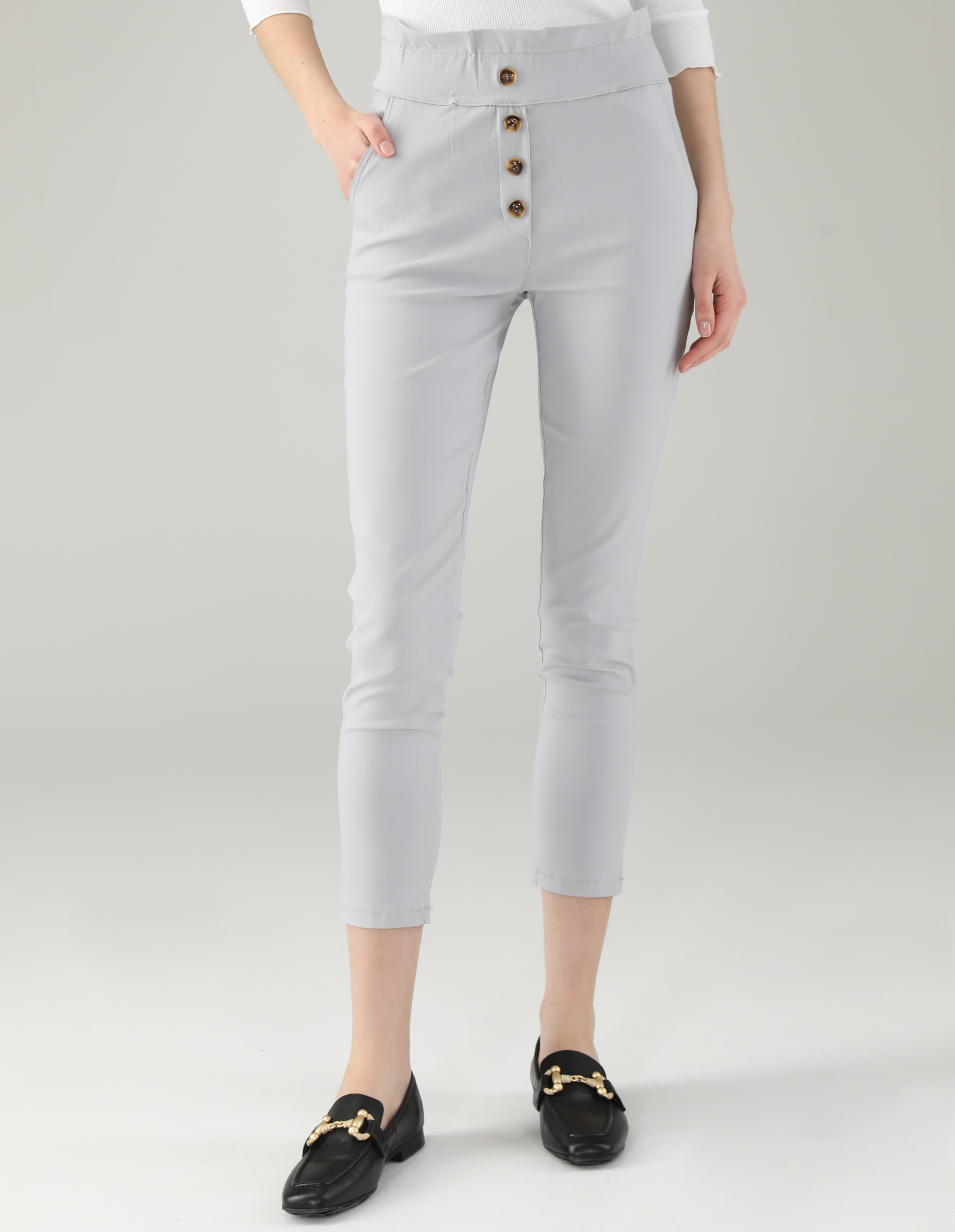 SZARE SPODNIE Z GUZIKAMI 10-3041 GRIG CHI