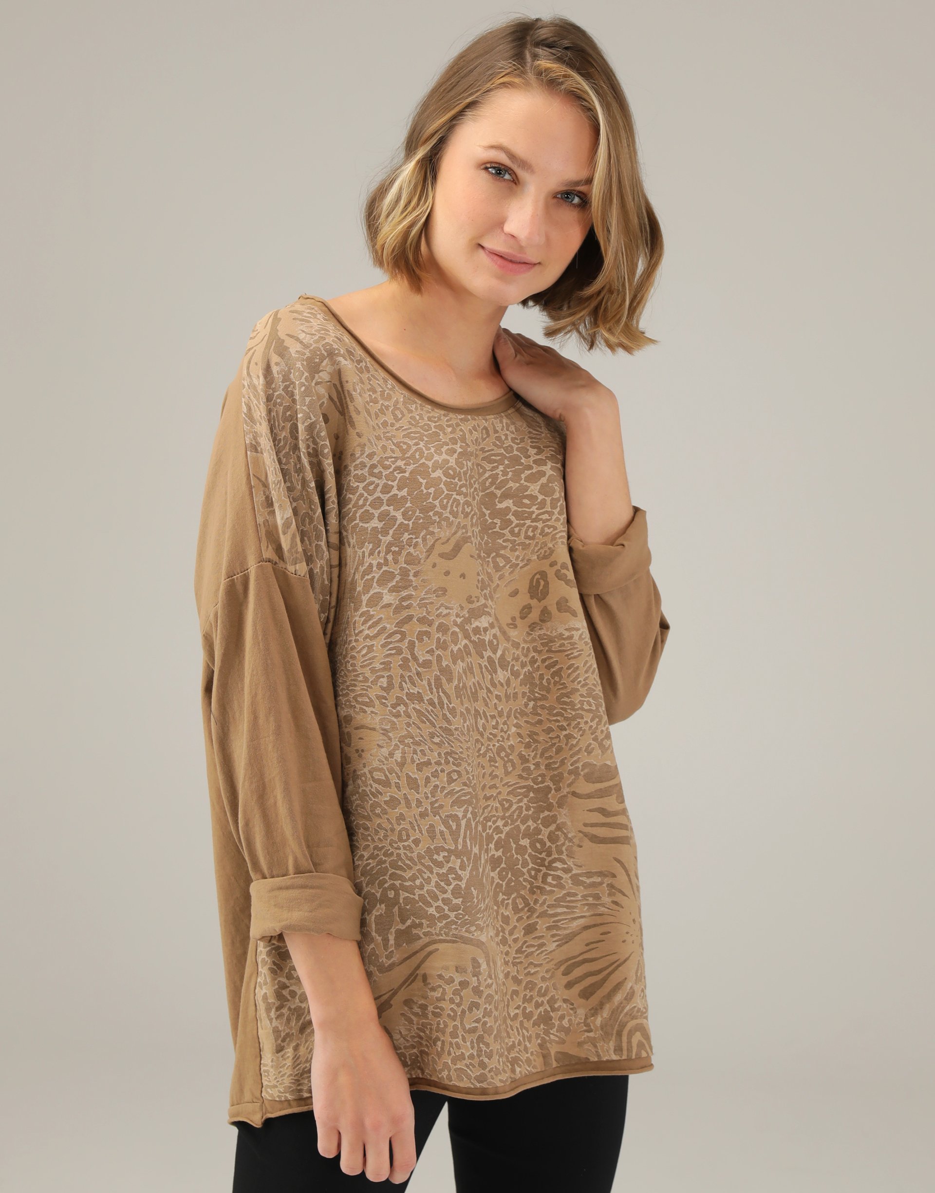BEŻOWA BLUZKA W PANTERKĘ 85-21608G CAMELL