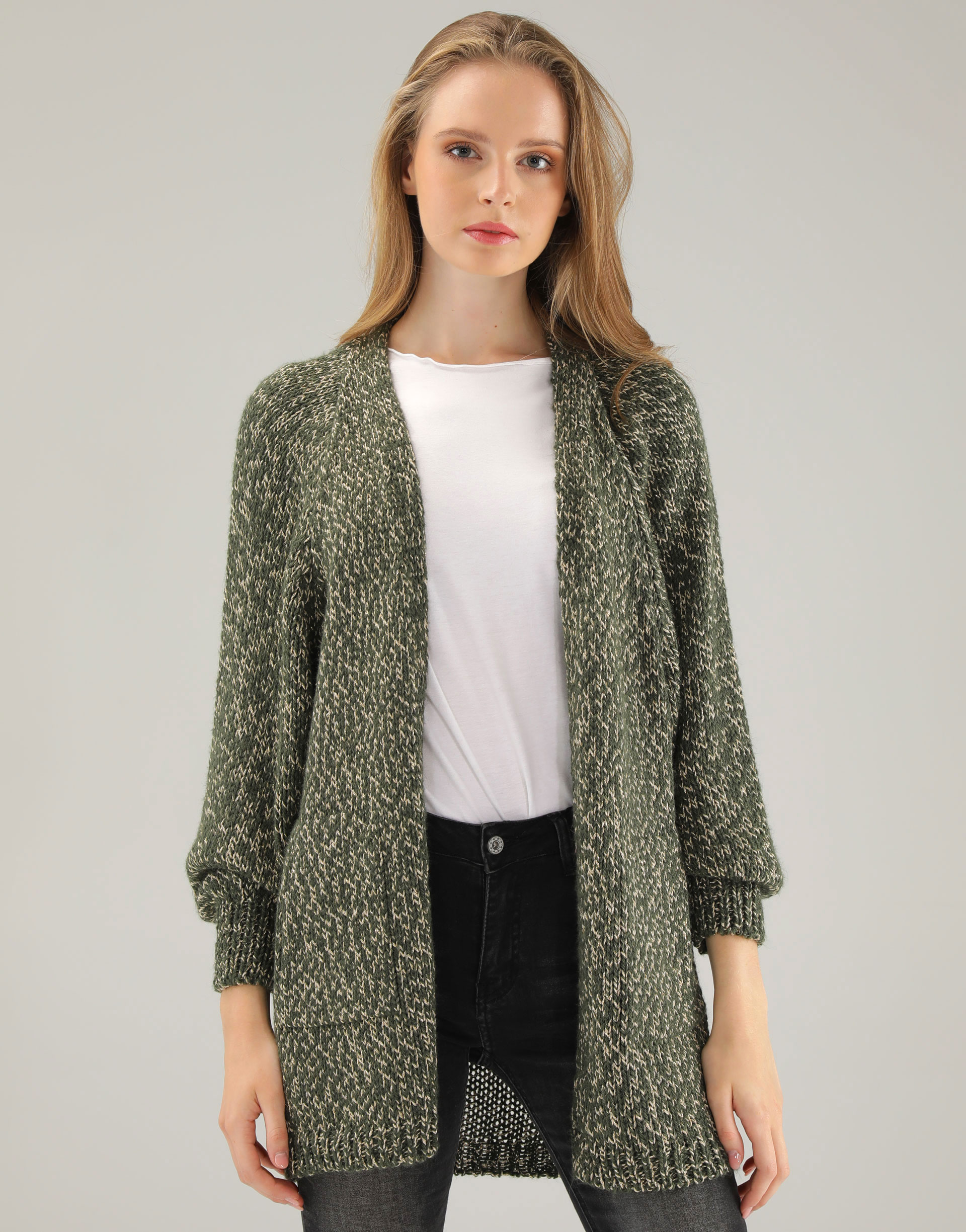 NIEZAPINANY KARDIGAN 223-22653 MILITA