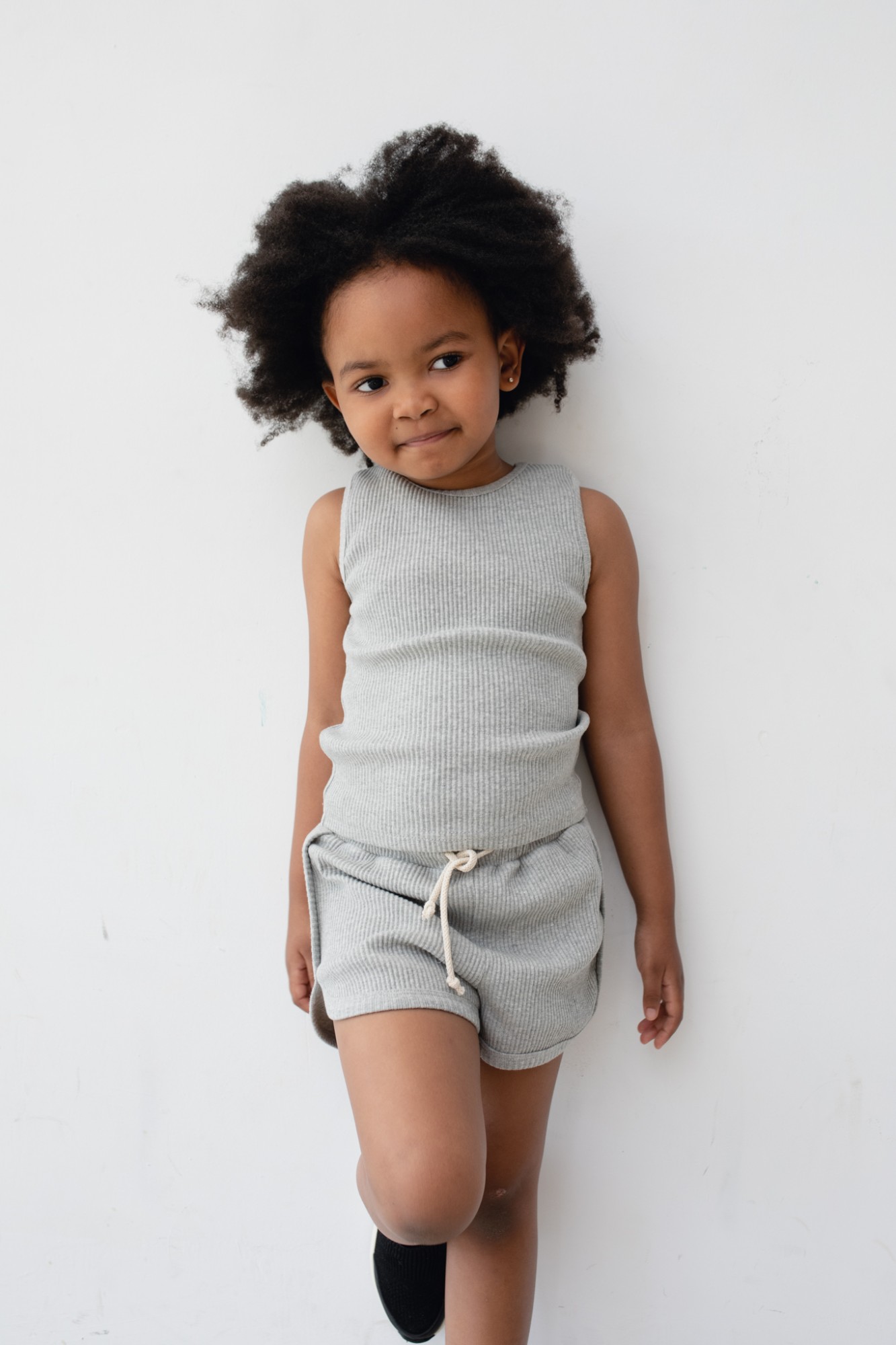 MINI spodenki z obszyciem w kolorze LIGHT GREY MELANGE - DALTON-116-122 (6-7)