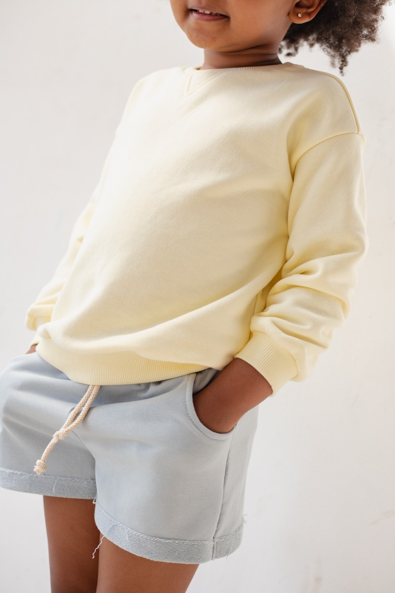 MINI spodenki z dzianiny dresowej w kolorze POWDER BLUE - BUNCHES-116-122 (6-7)