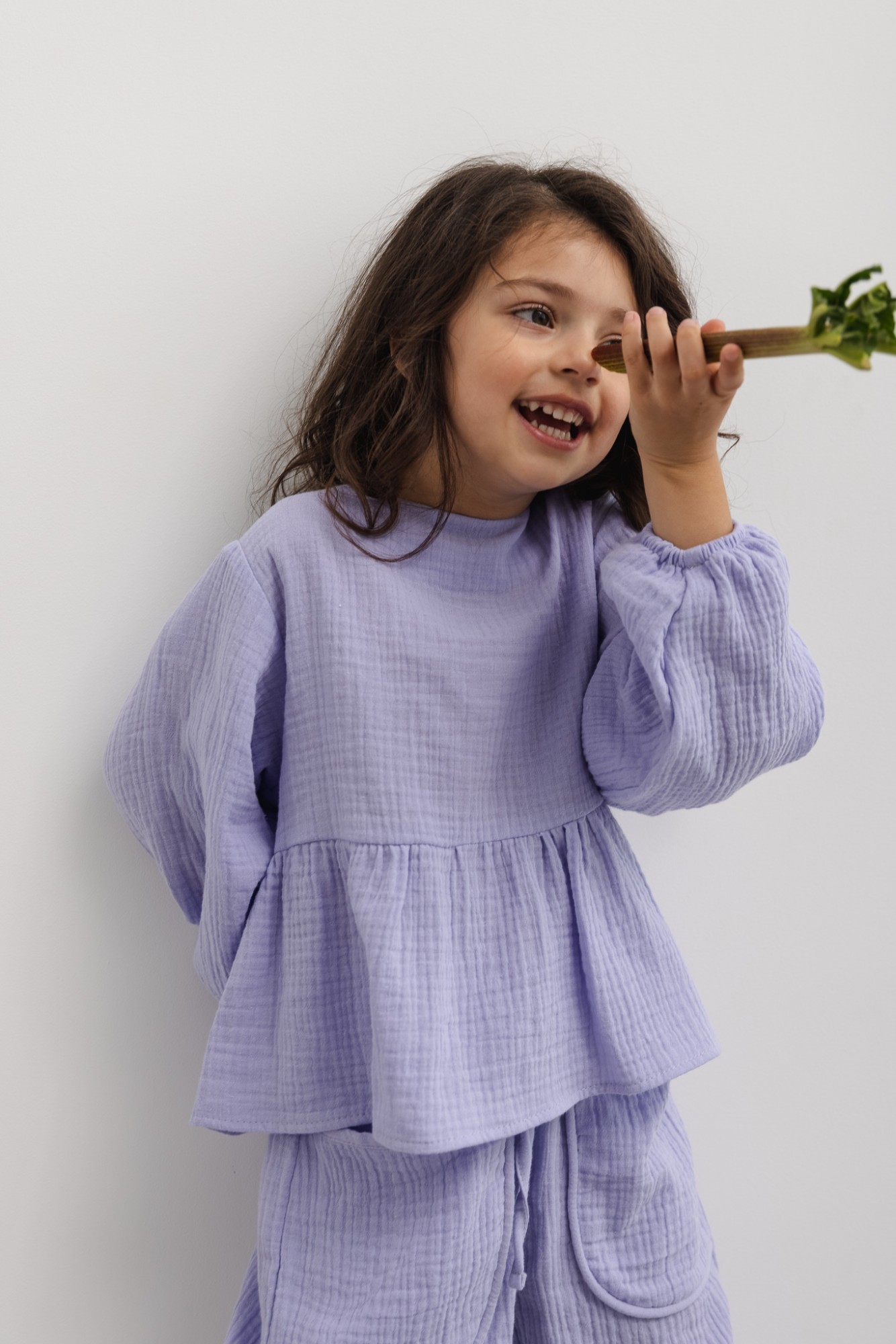 MINI bluzka z falbanką w kolorze LILA - CINDY-116-122 (6-7)