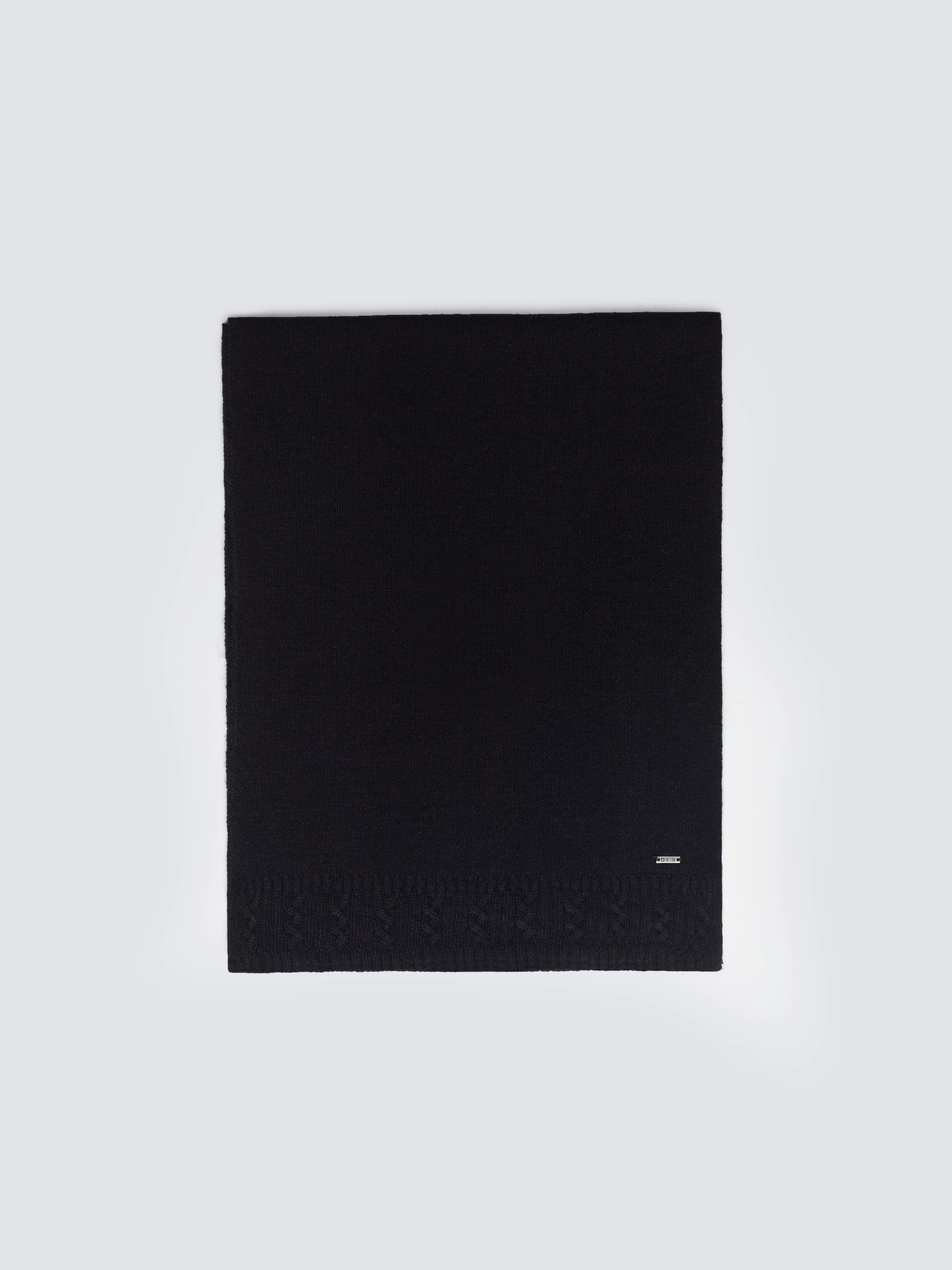 Szalik damski czarny Stanilos 906