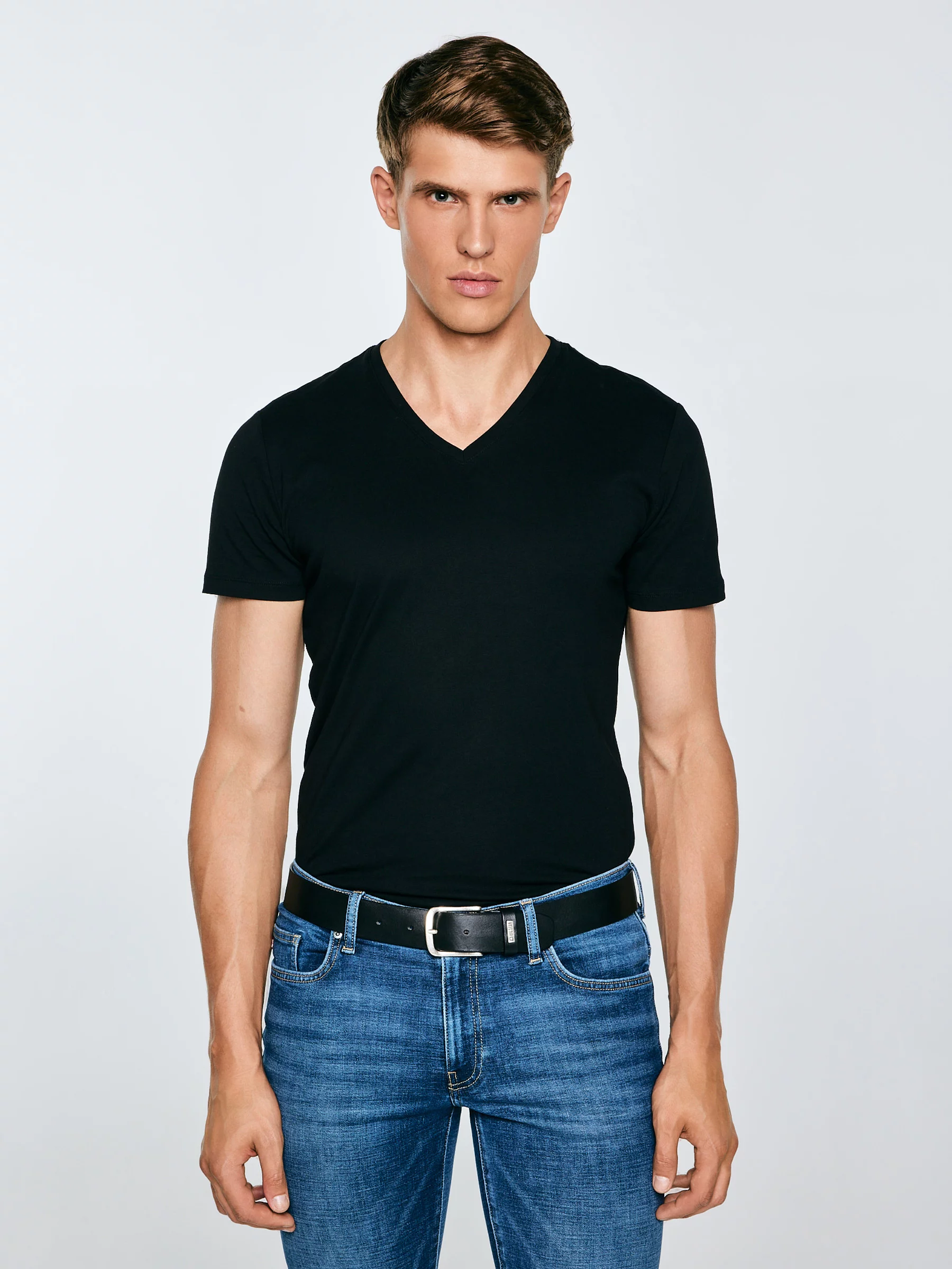 Koszulka męska typu slim czarna Basicov 906