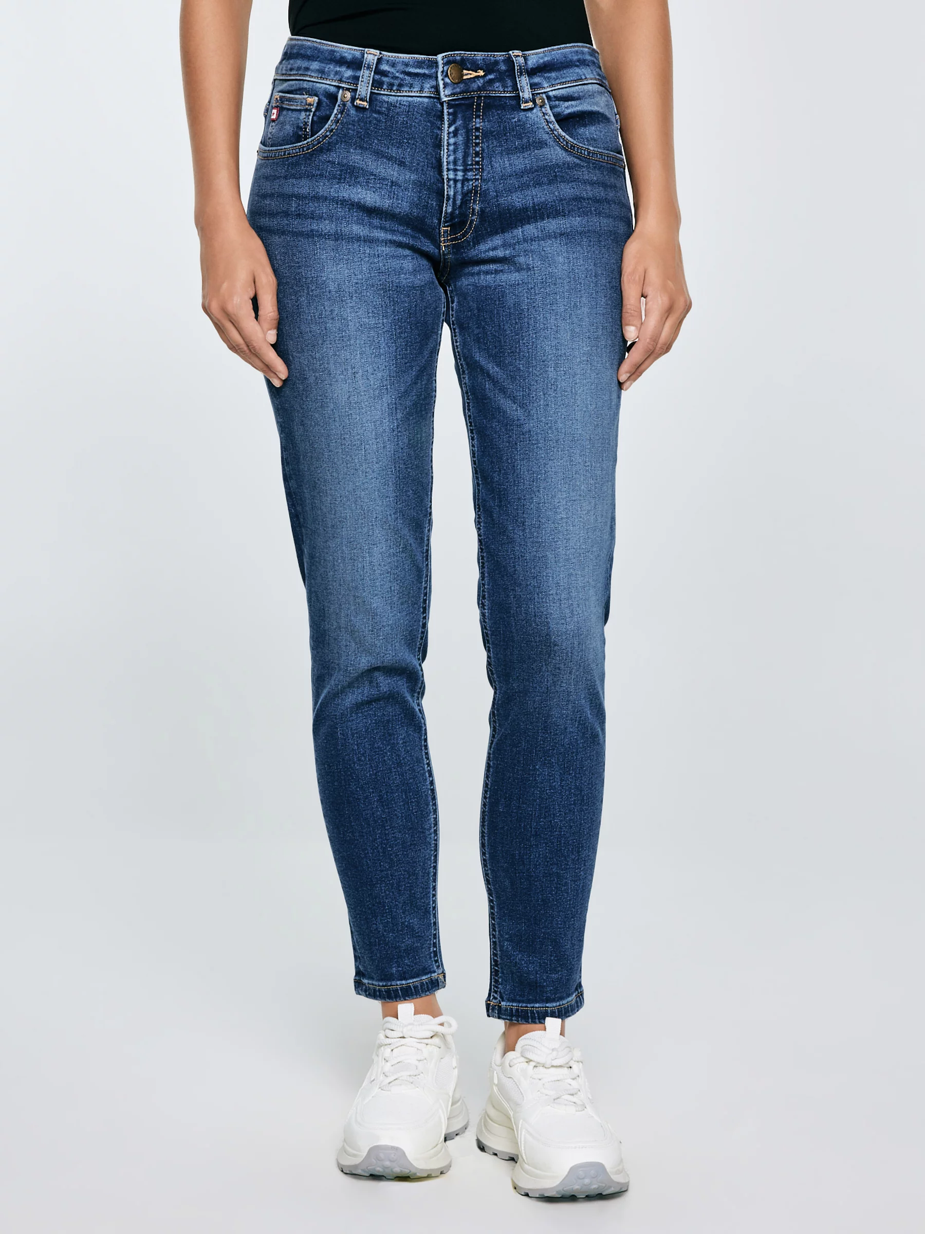 Jeansy damskie niebieskie Maggie 356