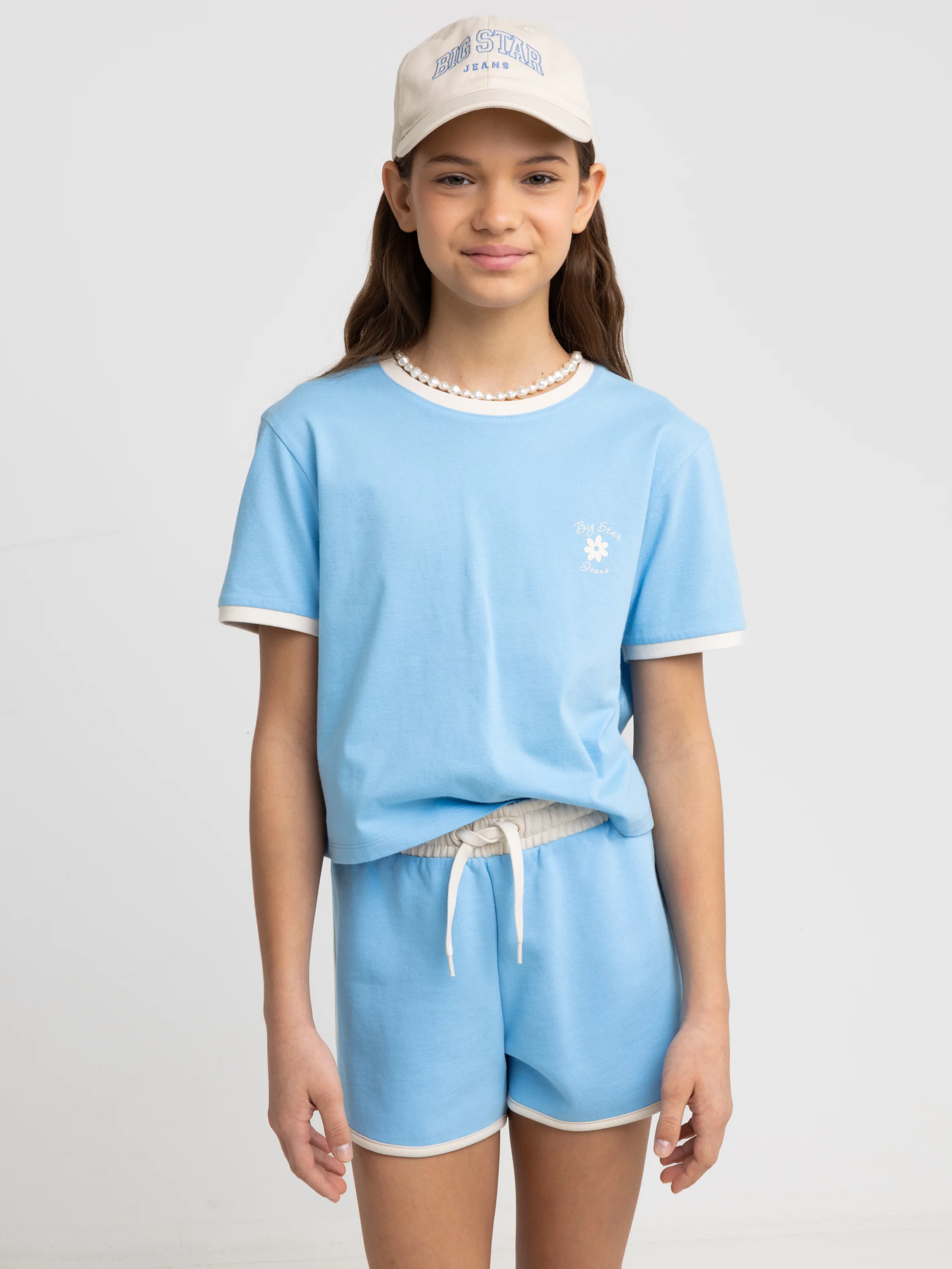 Koszulka dziewczęca wykoŅczona białą lamówką niebieska Estera 401