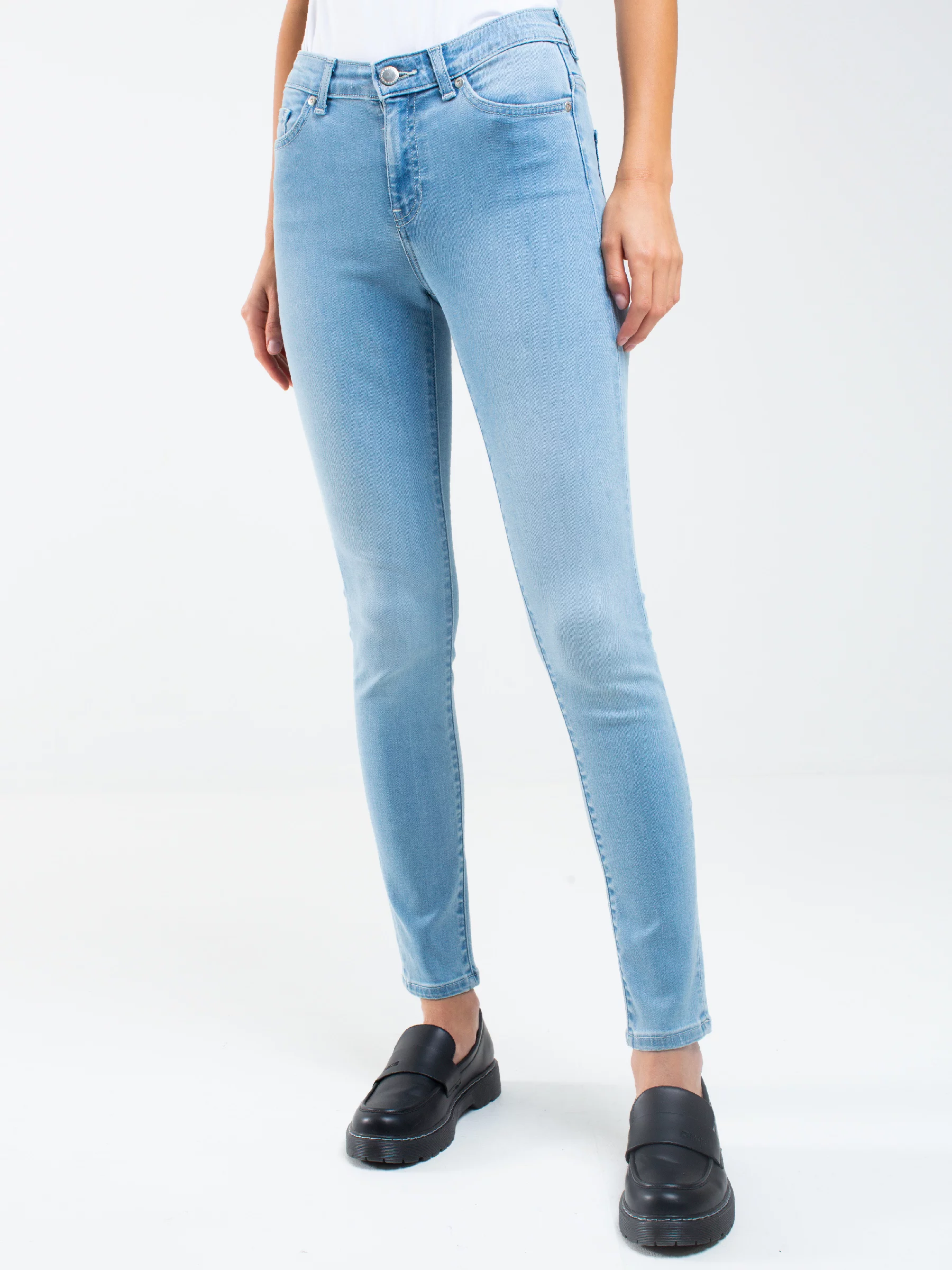 Jeansy damskie skinny jasnoniebieskie Adela 105