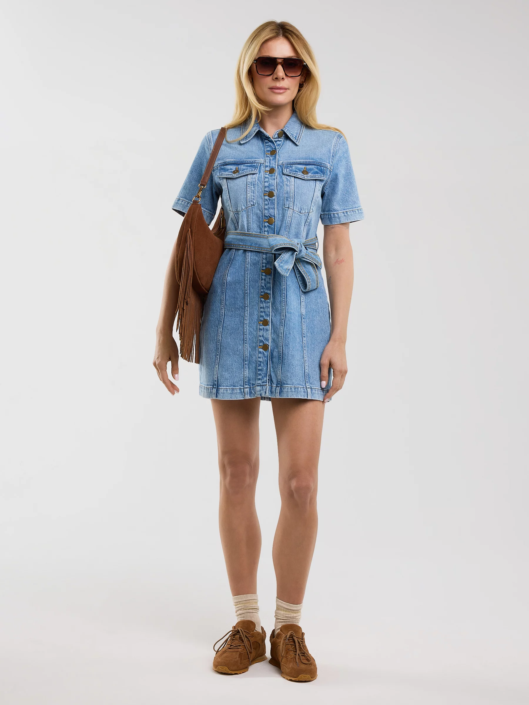 Sukienka damska mini jeansowa z krótkim rękawem niebieska Josie 304