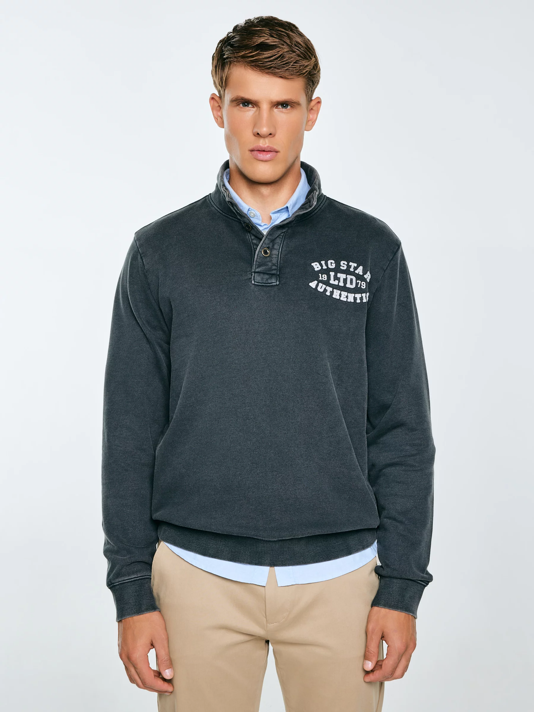 Bluza męska ze stójką czarna Julian 906