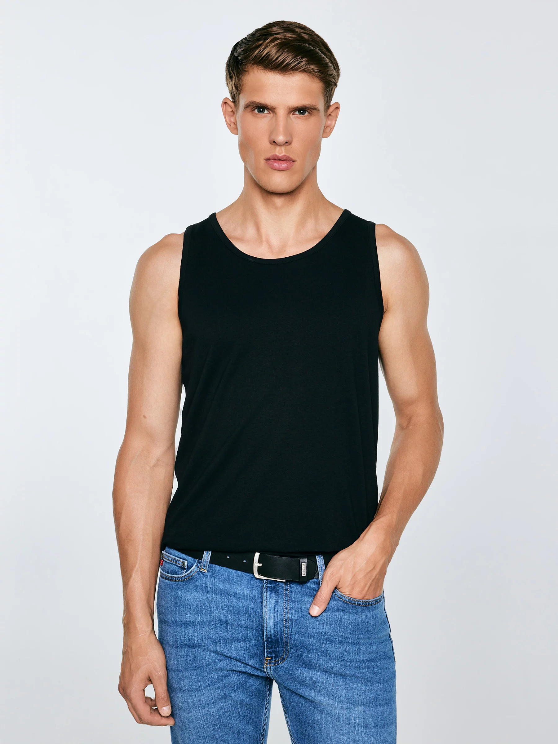 Koszulka męska bez rękawów czarna Dero 906