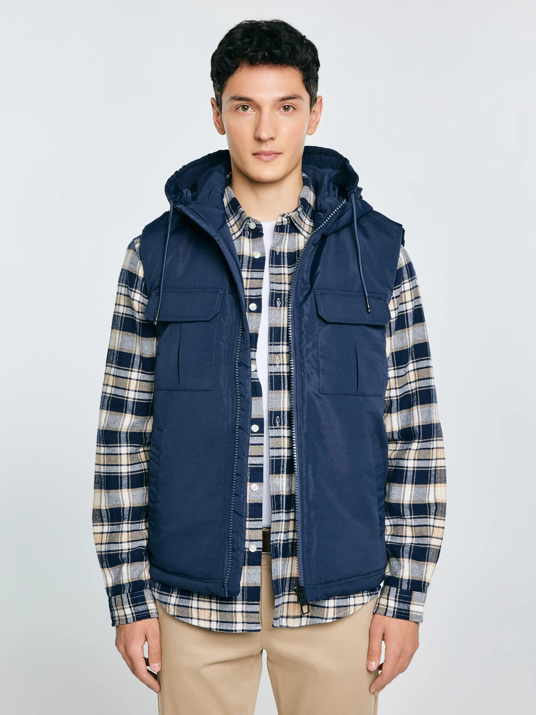 Kamizelka męska z kapturem granatowa Yves 403