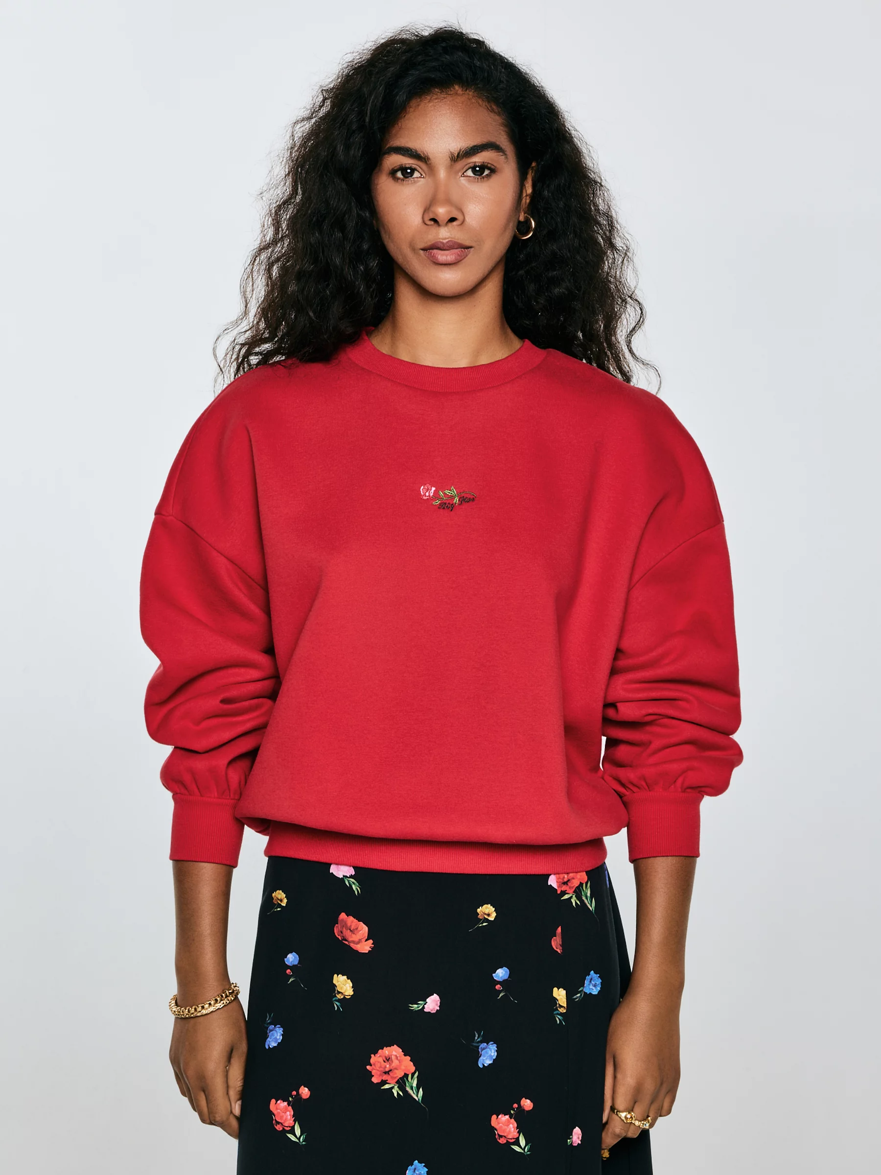 Bluza damska z niewielkim haftem czerwona Marika 603