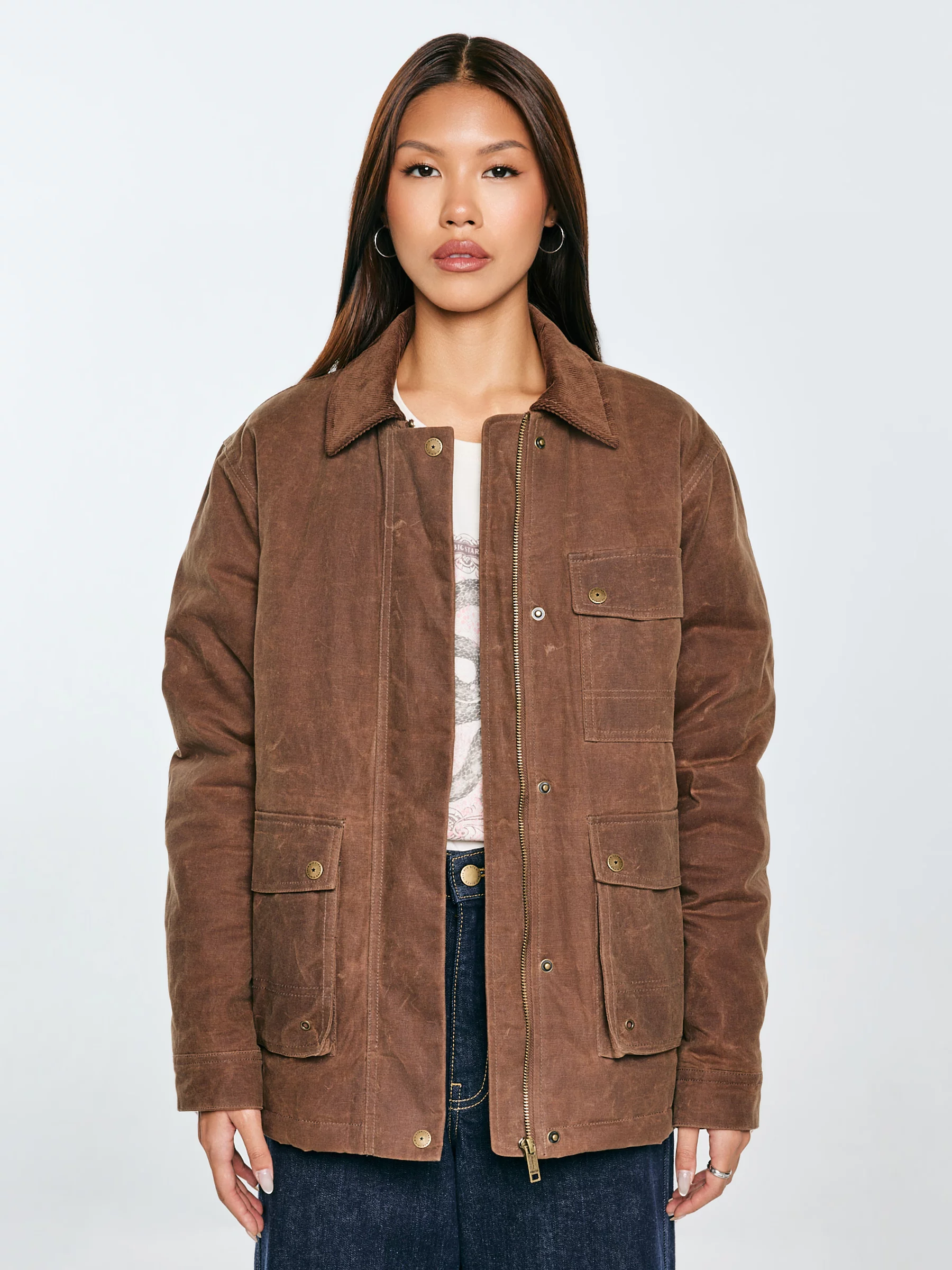 Kurtka damska parka z efektem woskowania brązowa Tormia 803