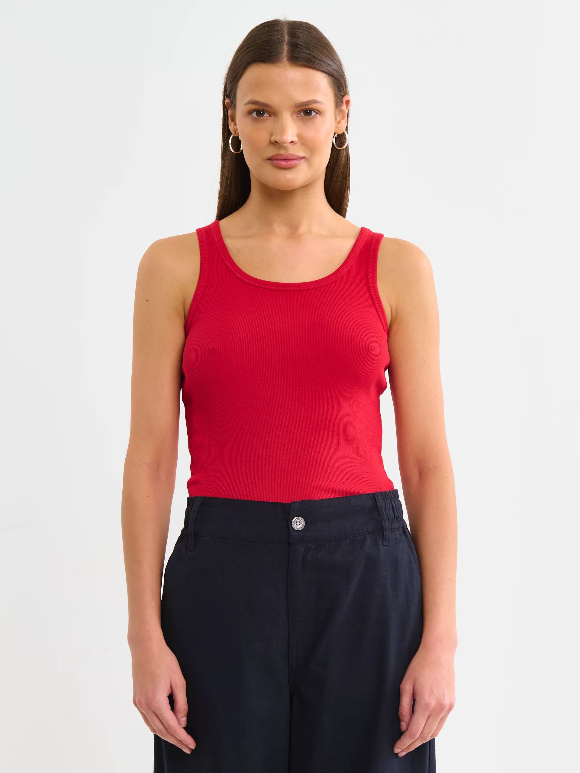 Koszulka damska na ramiączkach prążkowana czerwona Aurela 603