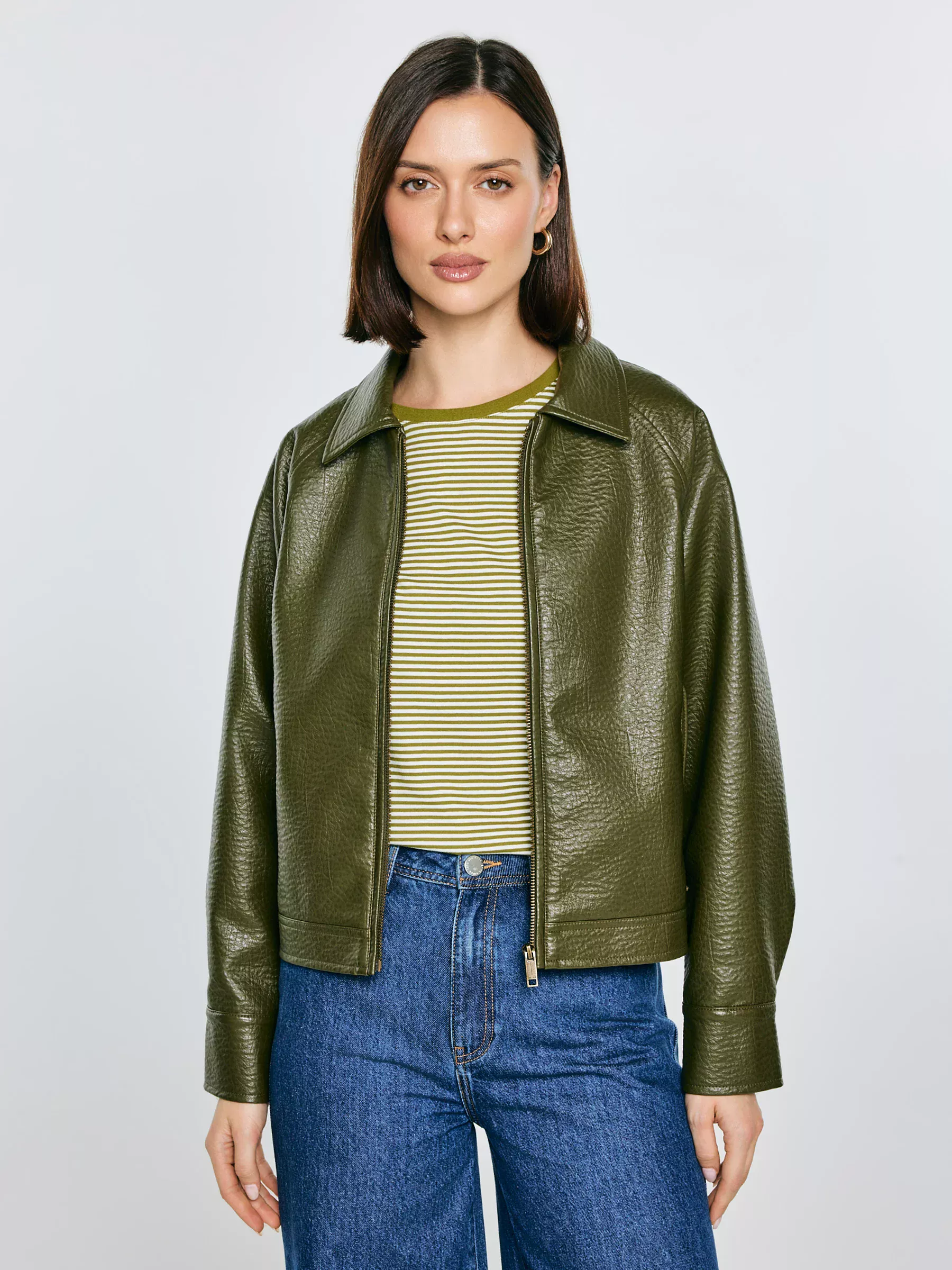 Kurtka damska ze skóry ekologicznej khaki Mackenzie 301