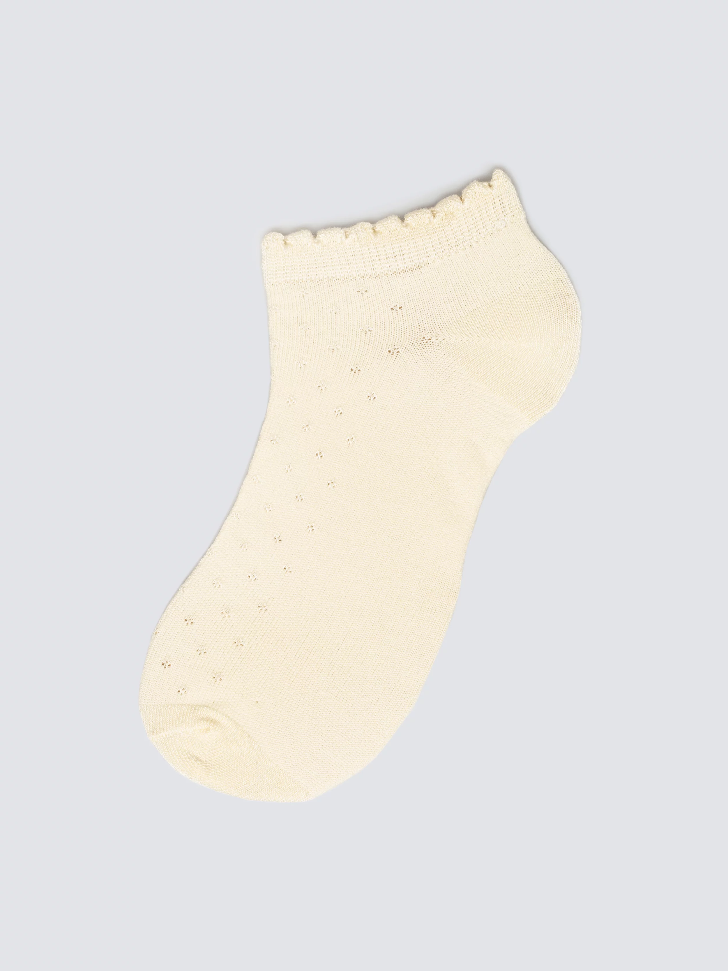 Stopki damskie z ozdobną falbanką z wiskozy białe Casandra 100