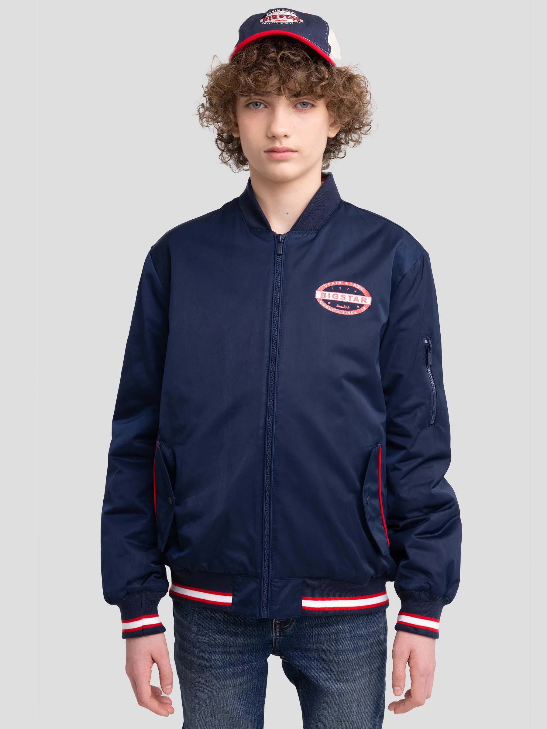 Kurtka chłopięca z odpinanym kapturem granatowa Carmelo 403