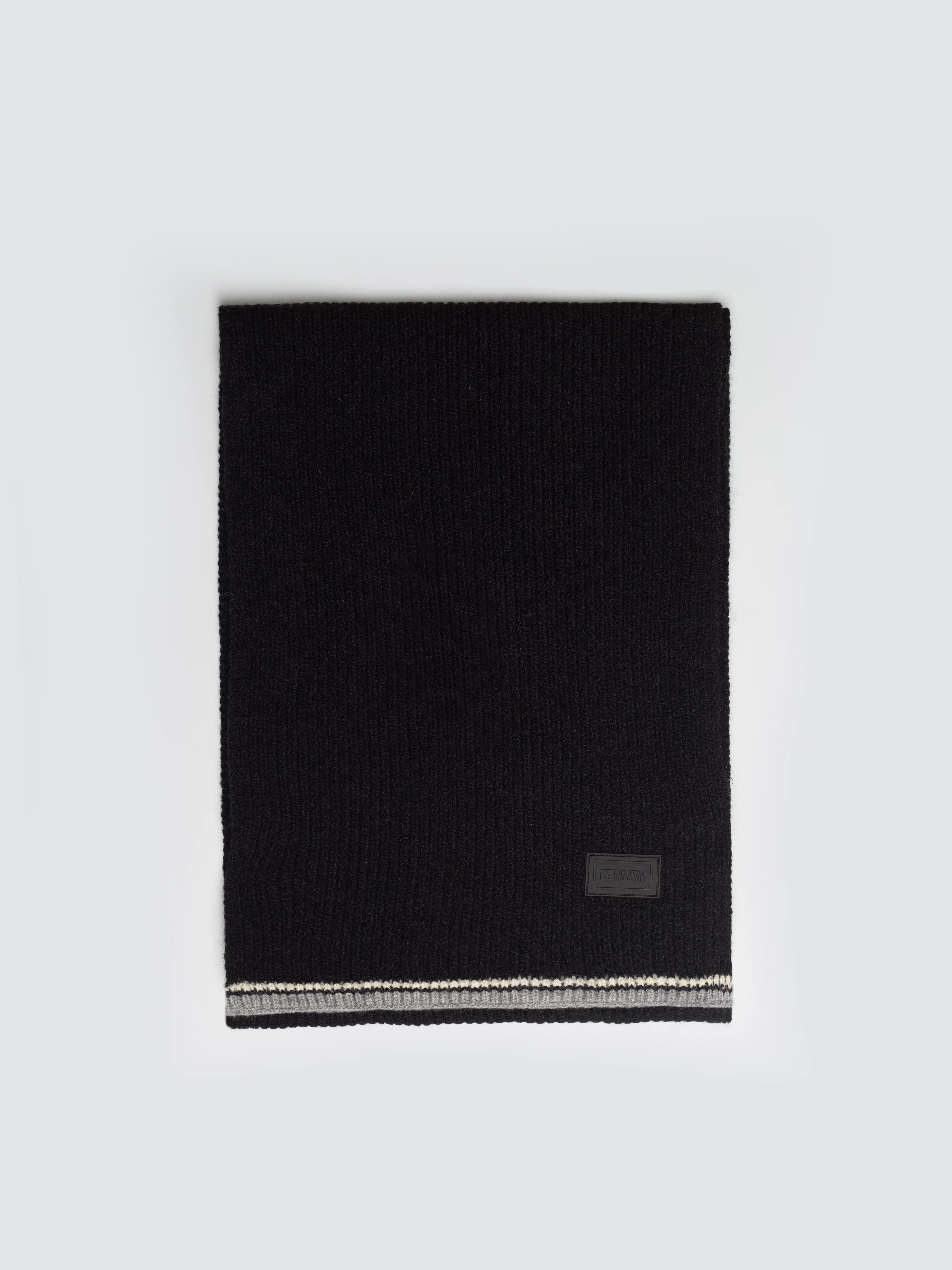 Szalik męski z kolorowym akcentem czarny Wandegors 907