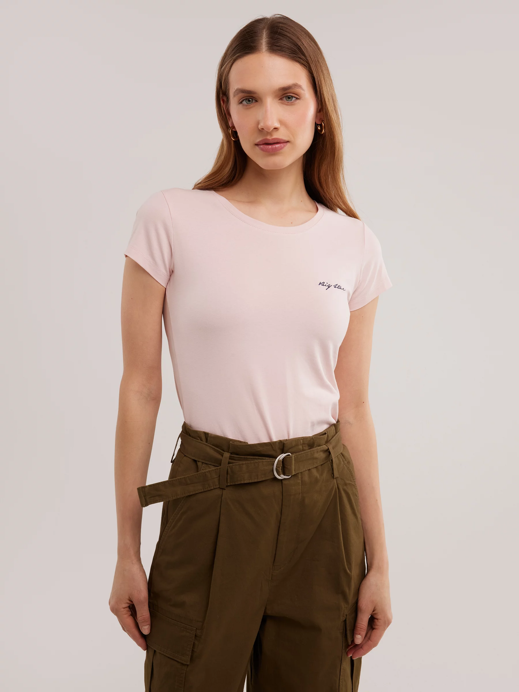 Koszulka damska z niewielkim logo różowa Irsera 600