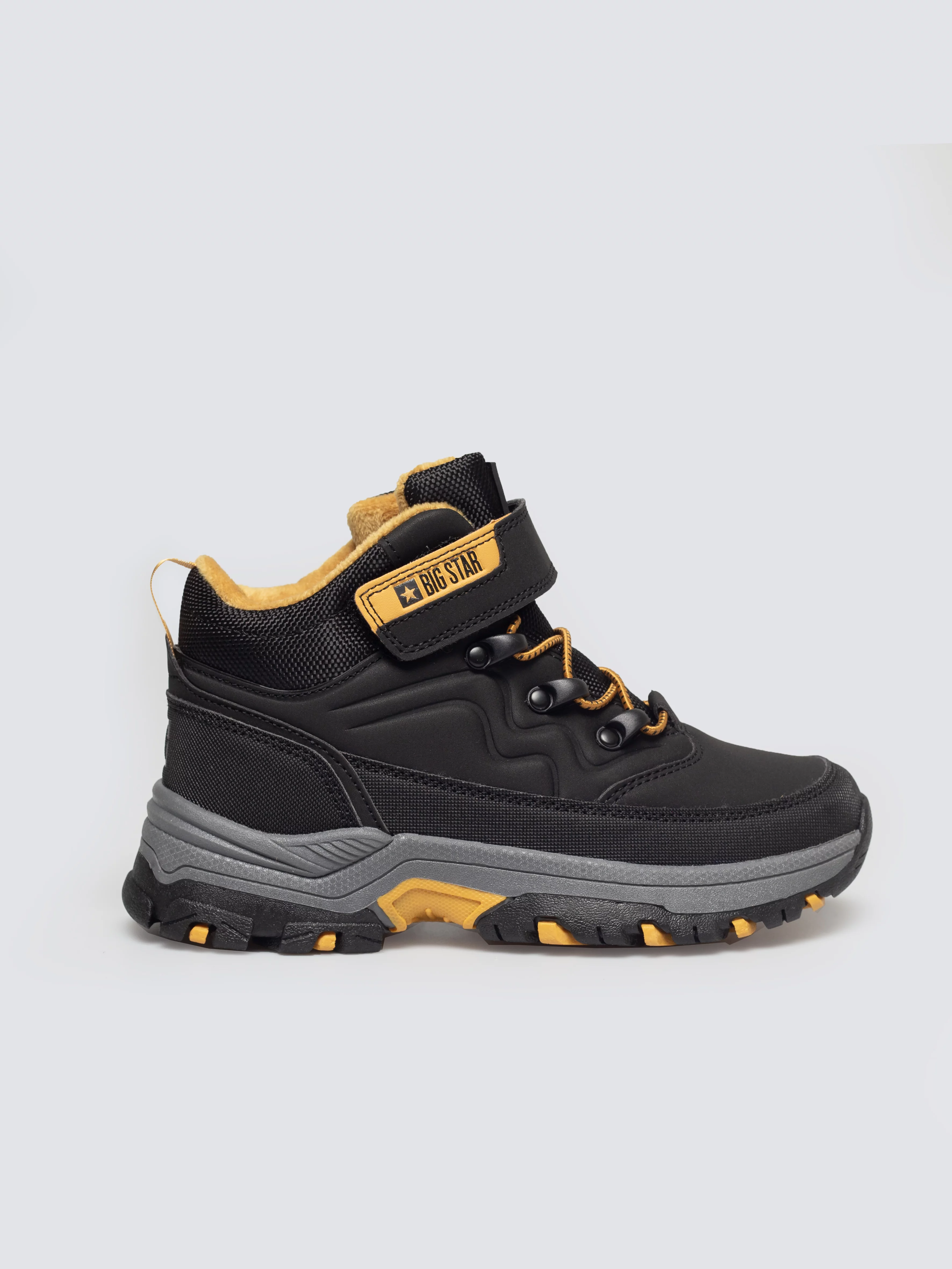 Buty chłopięce trekkingowe czarne SS374013 906