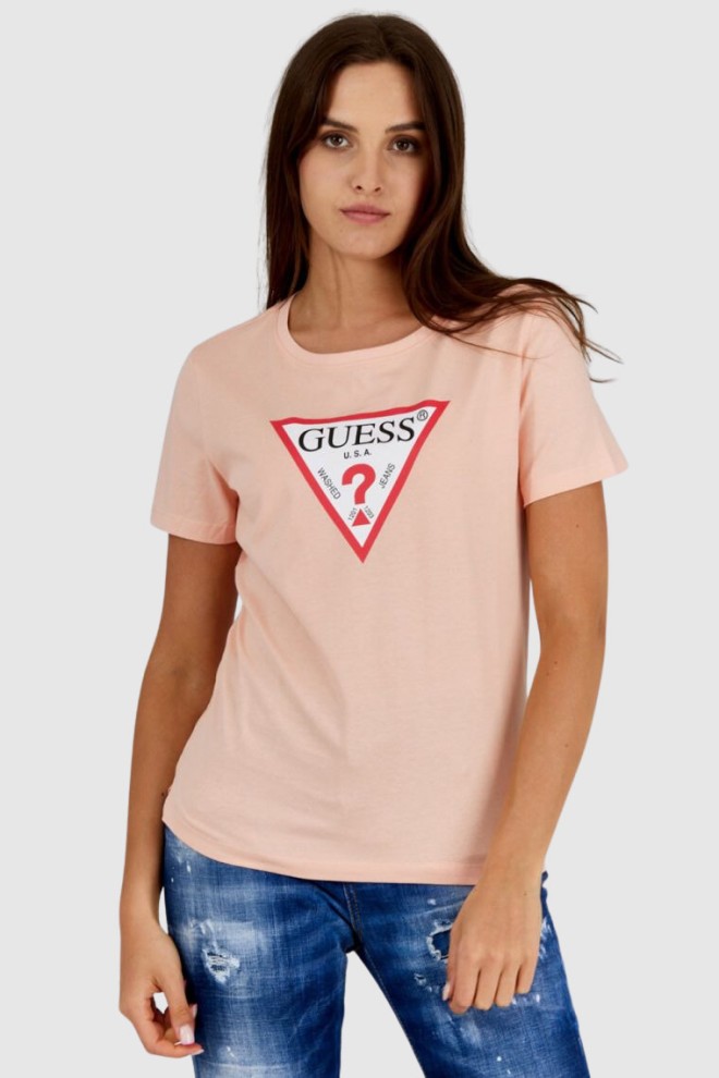 GUESS Brzoskwiniowy t-shirt damski z trójkątnym logo, Rozmiar M