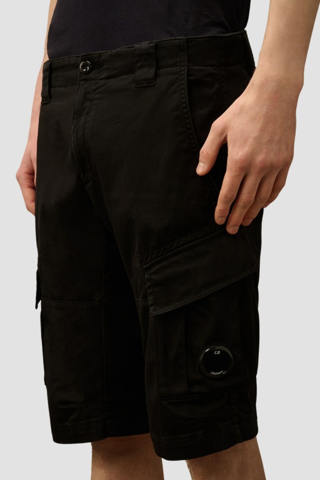 C.P. COMPANY Czarne męskie spodenki Bermudy-Cargo, Rozmiar 50