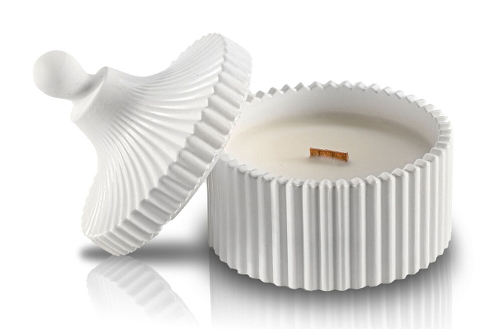 SELSEY Świeca sojowa zapachowa Grace Black Cherry 85 ml biały gips