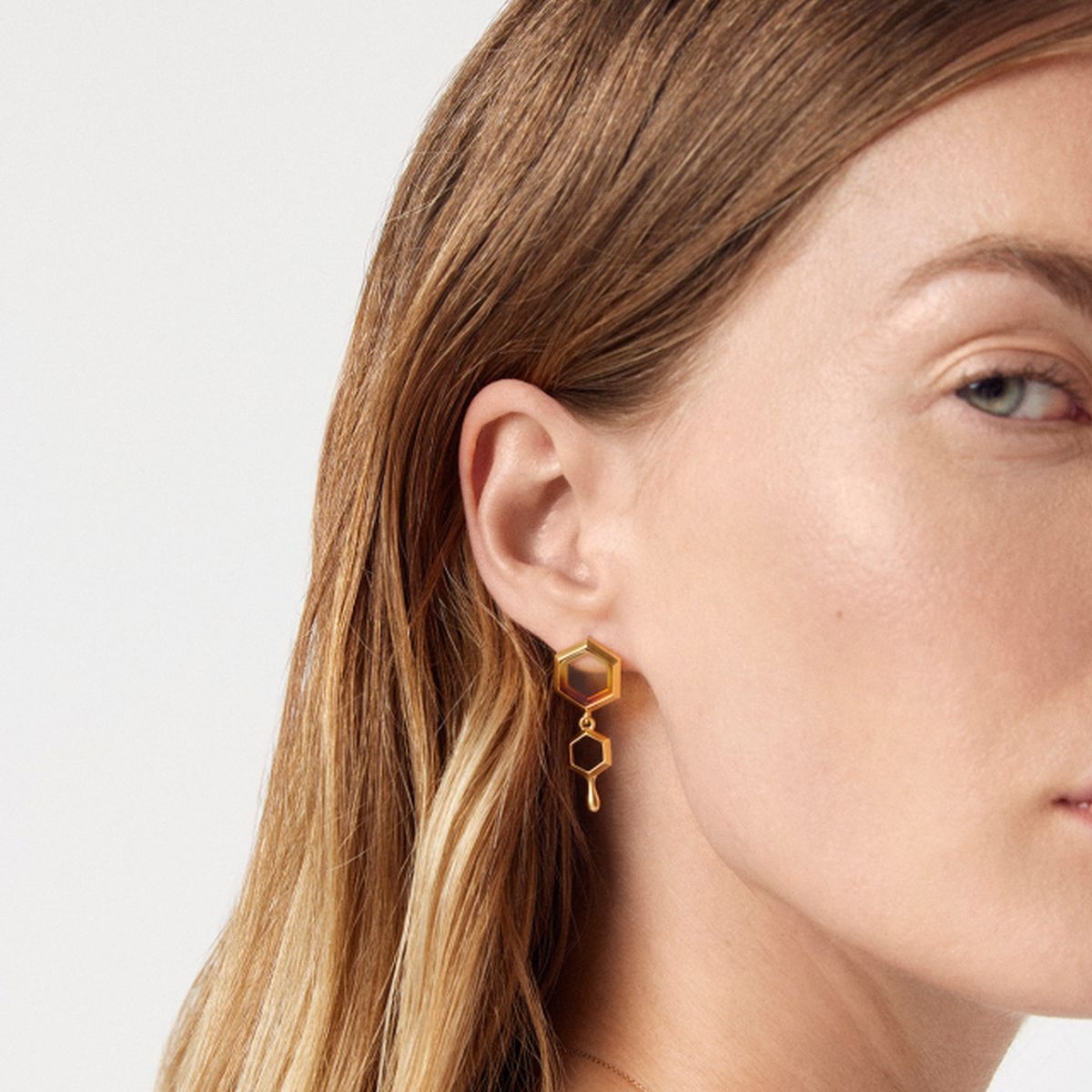 W.KRUK Kolczyki srebrne z bursztynem Miodowa