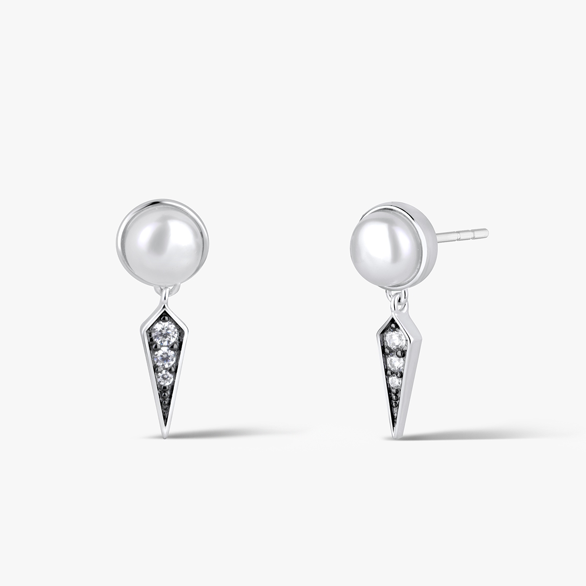 W.KRUK Kolczyki srebrne Royal Star