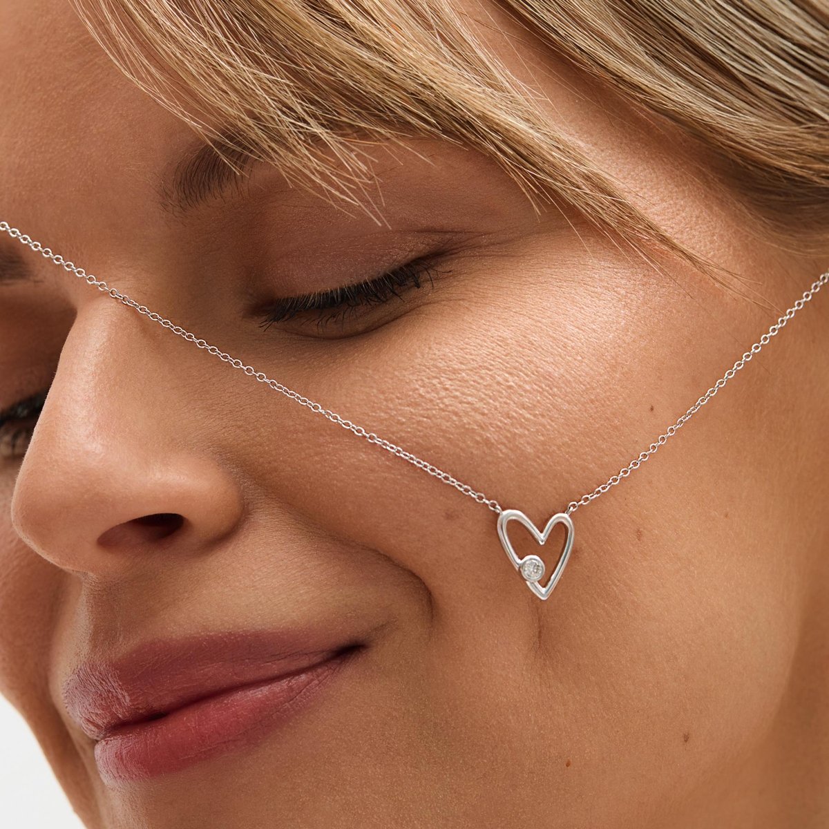 W.KRUK Naszyjnik srebrny z diamentem laboratoryjnym Czułość