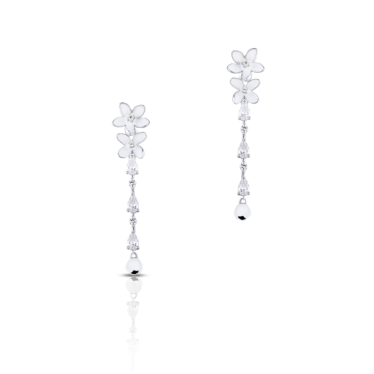 W.KRUK Kolczyki srebrne Kwiaty Nocy Biały Bez