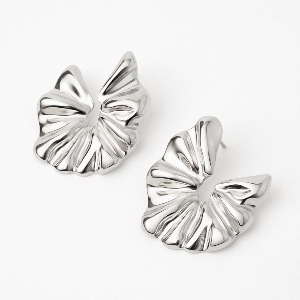 W.KRUK Kolczyki srebrne Follow