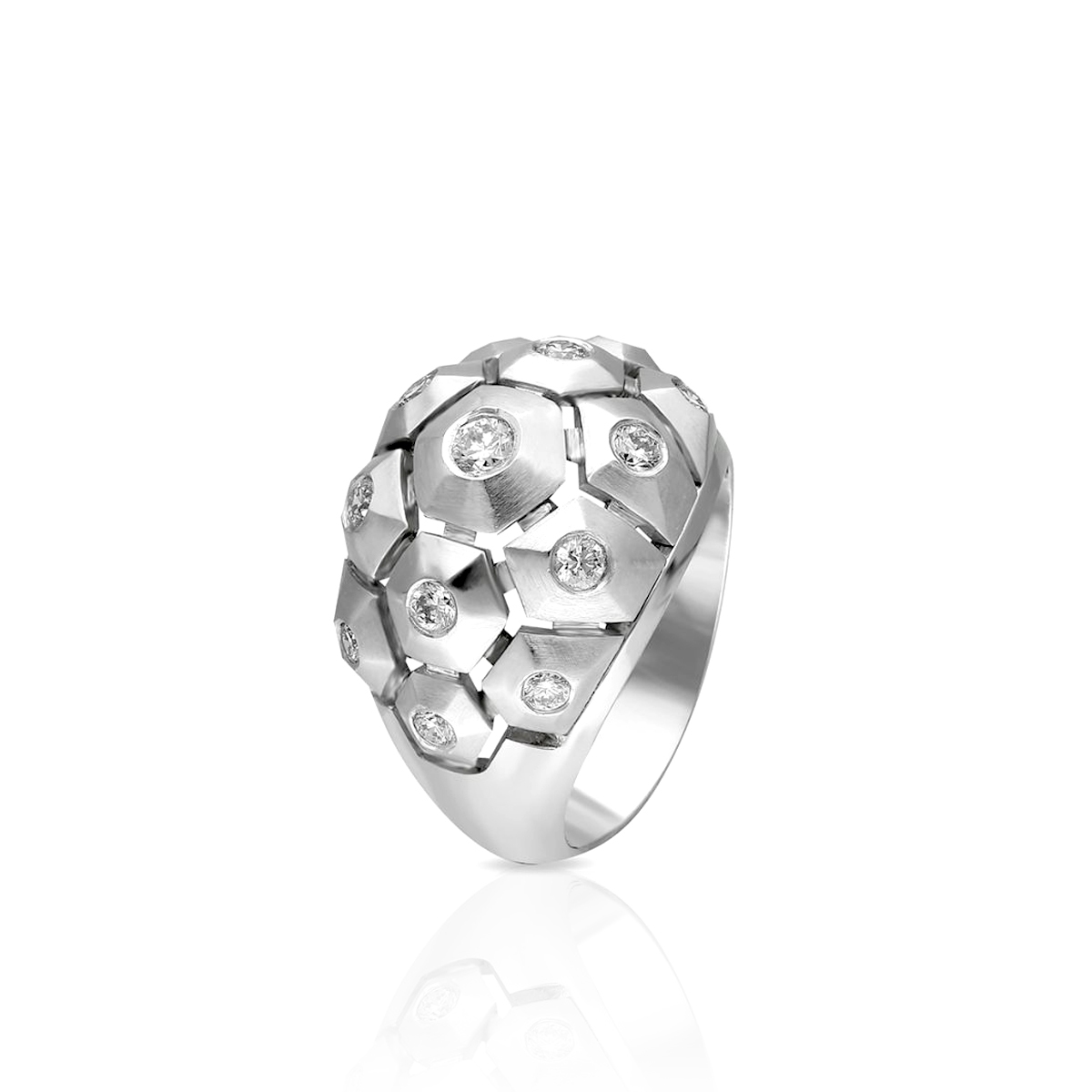 W.KRUK Pierścionek białe złoto z brylantami