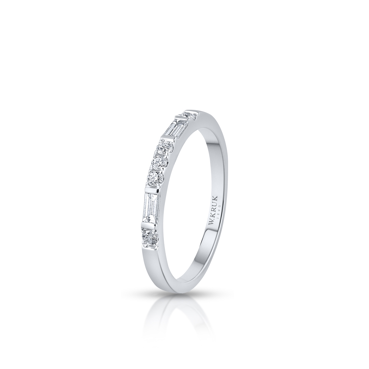 W.KRUK Pierścionek białe złoto z diamentami