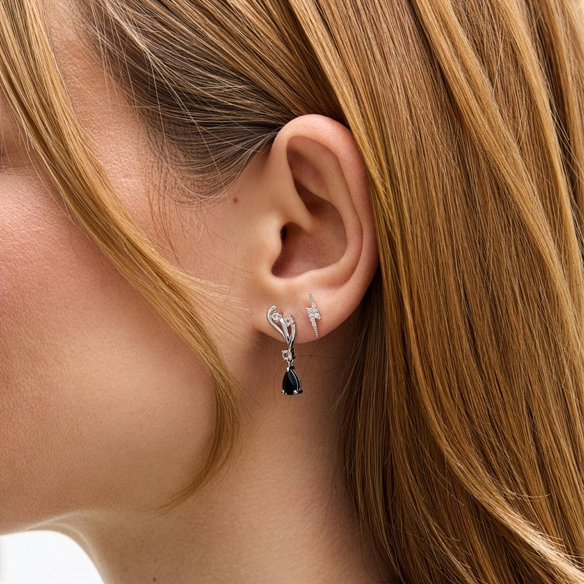 W.KRUK Kolczyki złote Follow