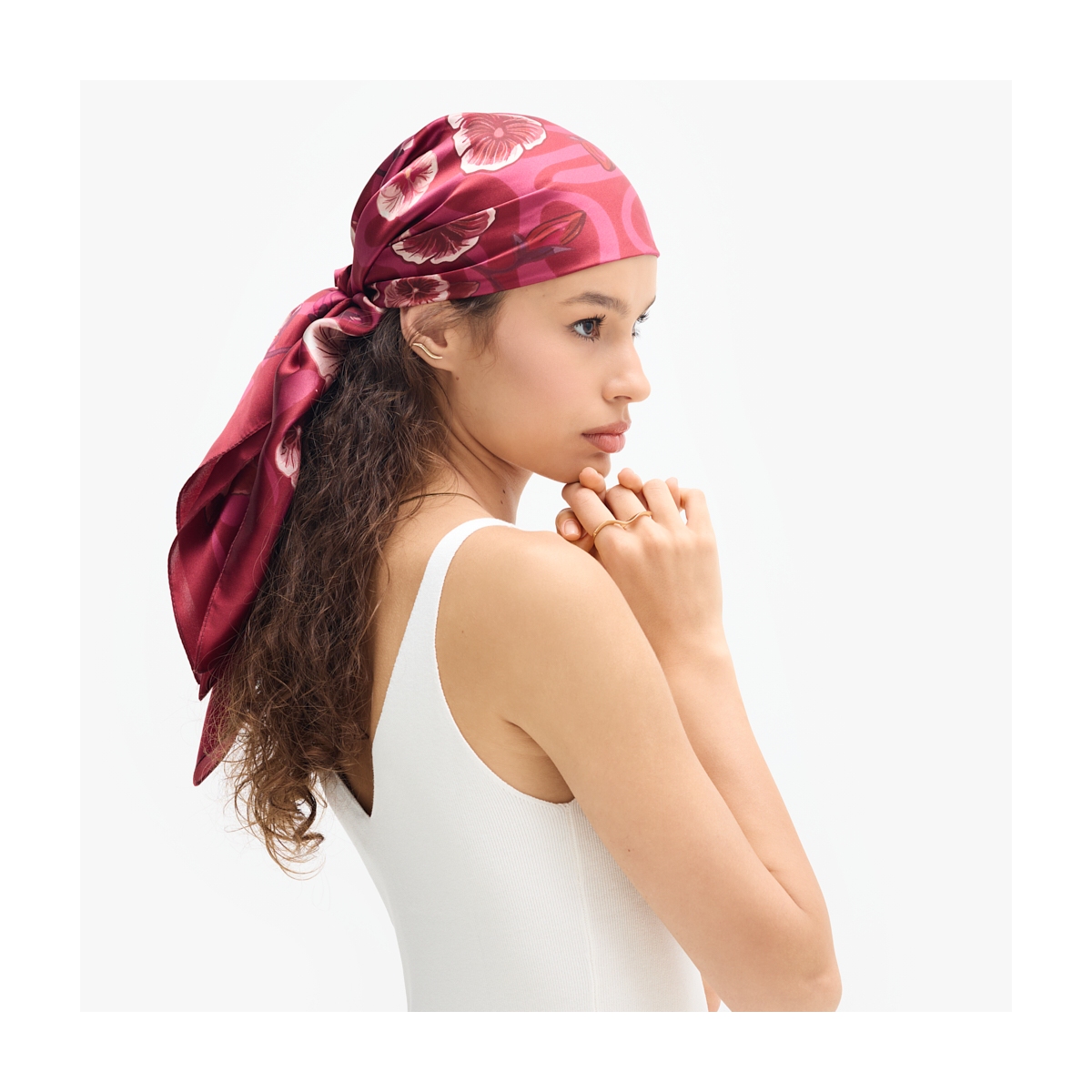 W.KRUK Chusta jedwabna Kwiaty Nocy Bratki