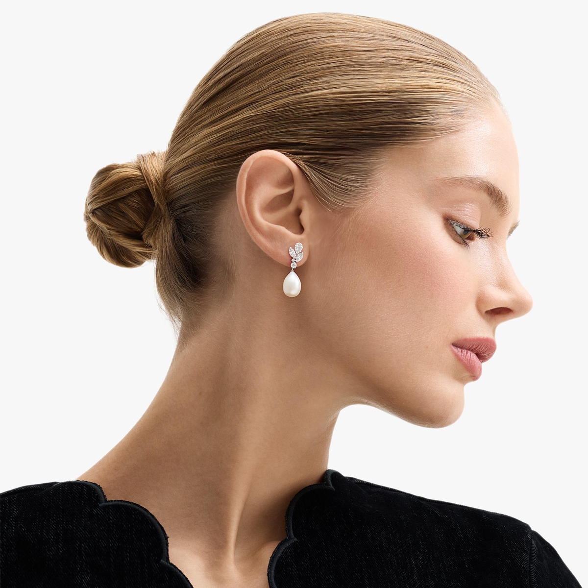 W.KRUK Kolczyki złote z perłą Ceremonials