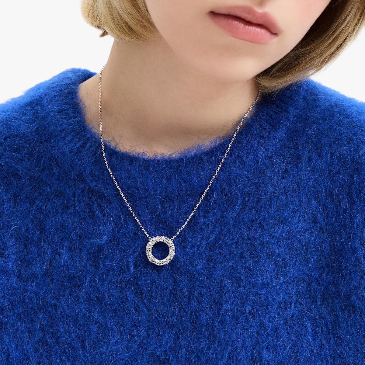 W.KRUK Naszyjnik srebrny z ażurowym elementem