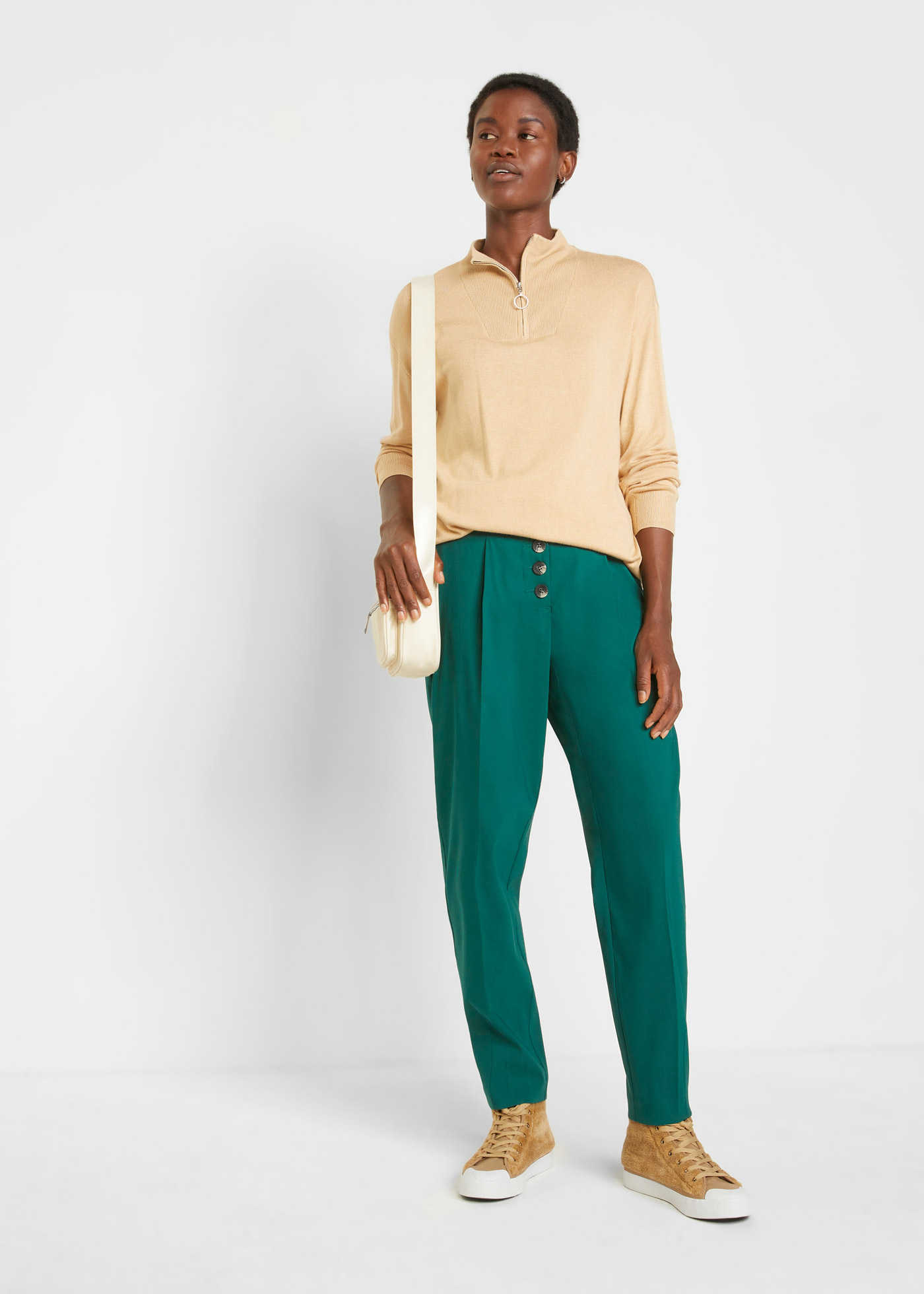 Spodnie z bengaliny Barrel z plisą guzikową